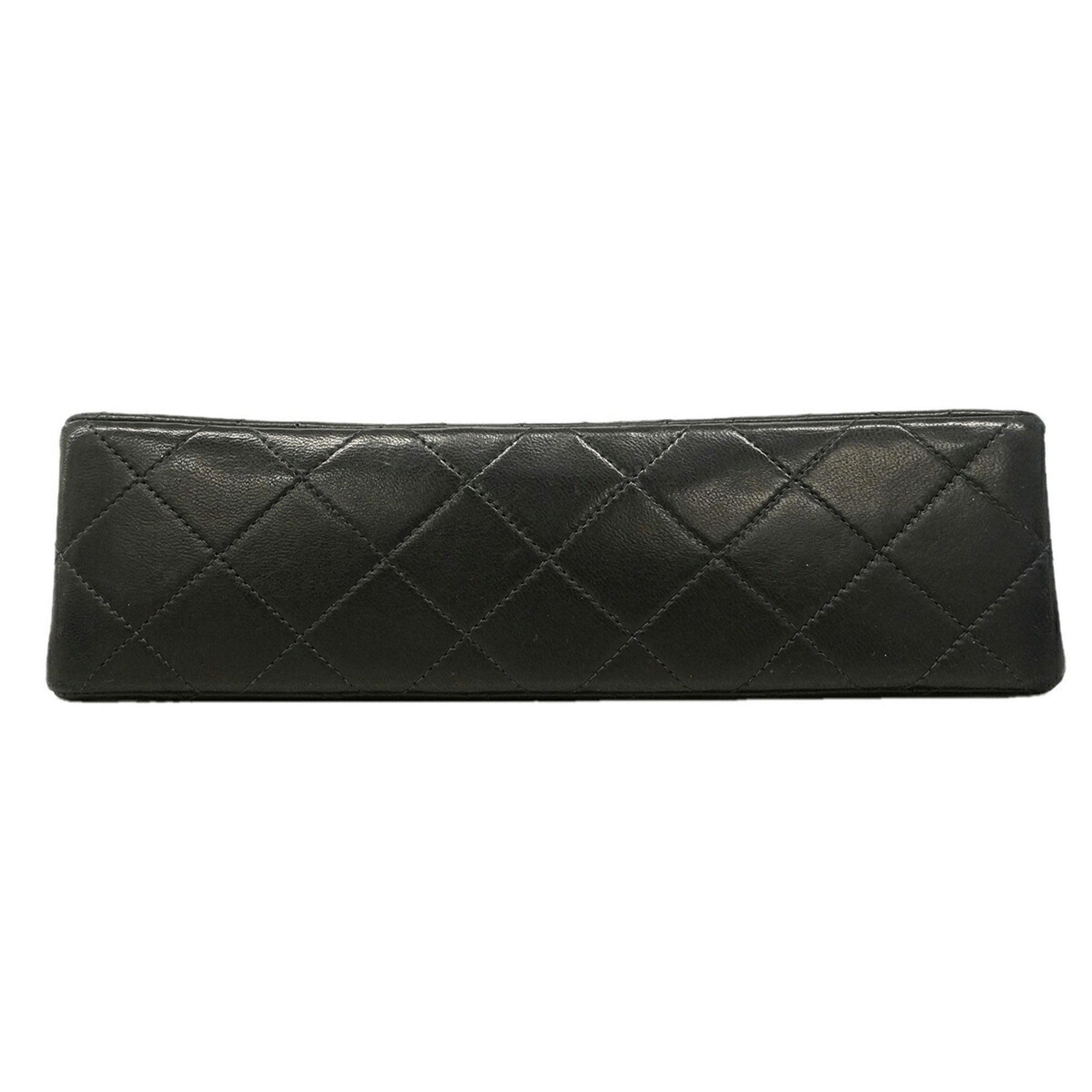 Chanel Black Leather Shoulder Bag (Pre-Owned)