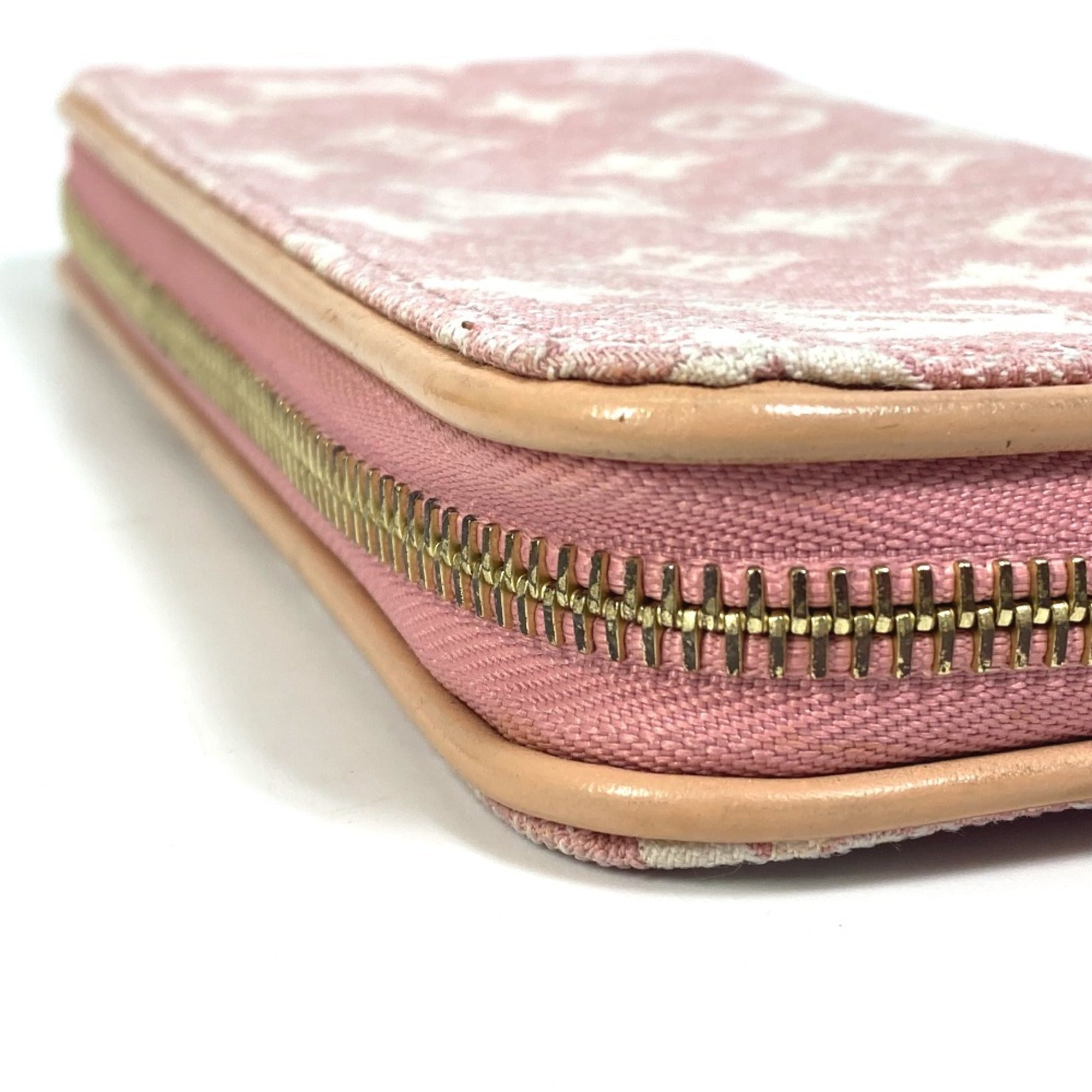 Louis Vuitton Monogram Denim Pink Monogram Denim Long Wallet (Bi-Fold) (Pre-Owned)
