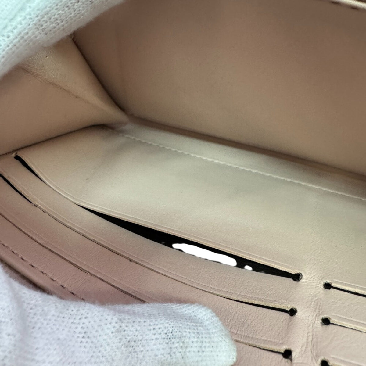 Louis Vuitton Pink Leather (Pre-Owned)