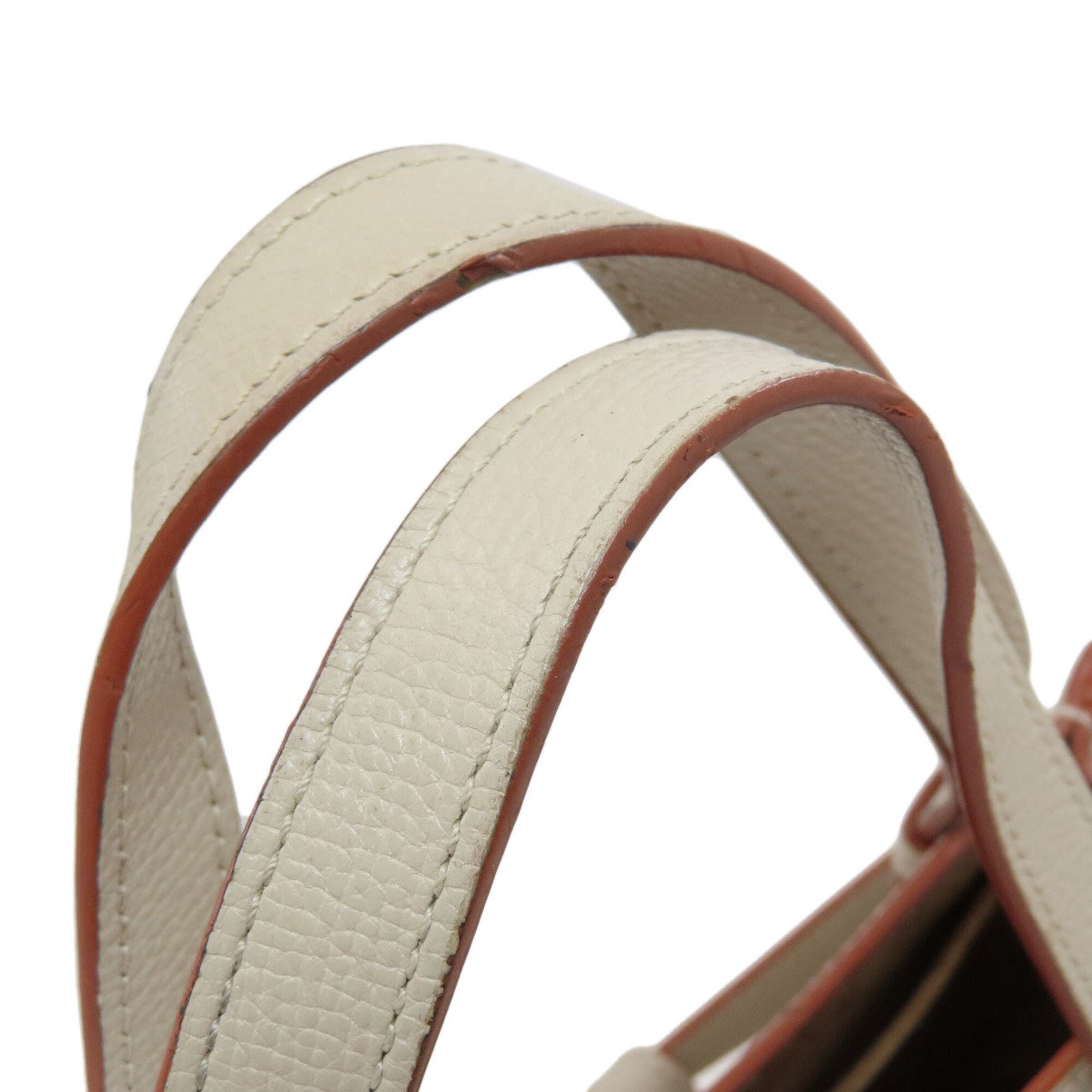 Loewe Cream Leather Handbag (Pre-Owned)