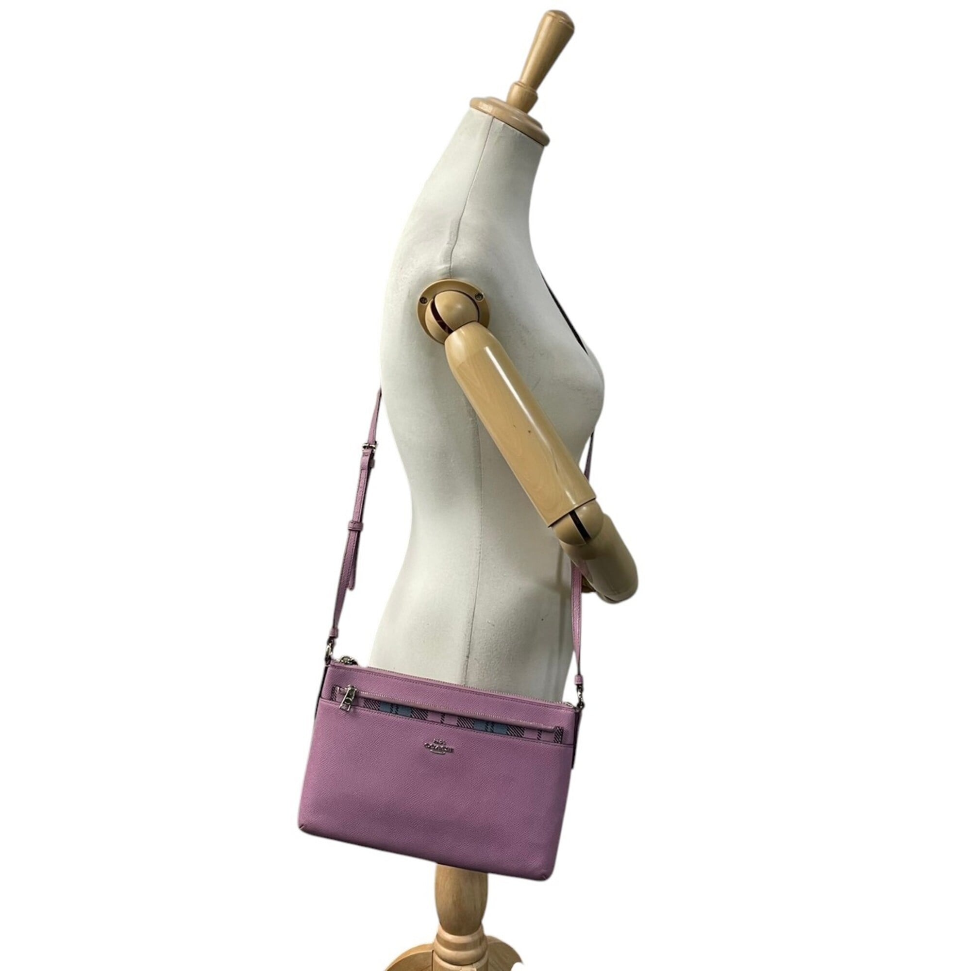 Coach Light Purple Leather Canvas Shoulder Bag (Pre-Owned)