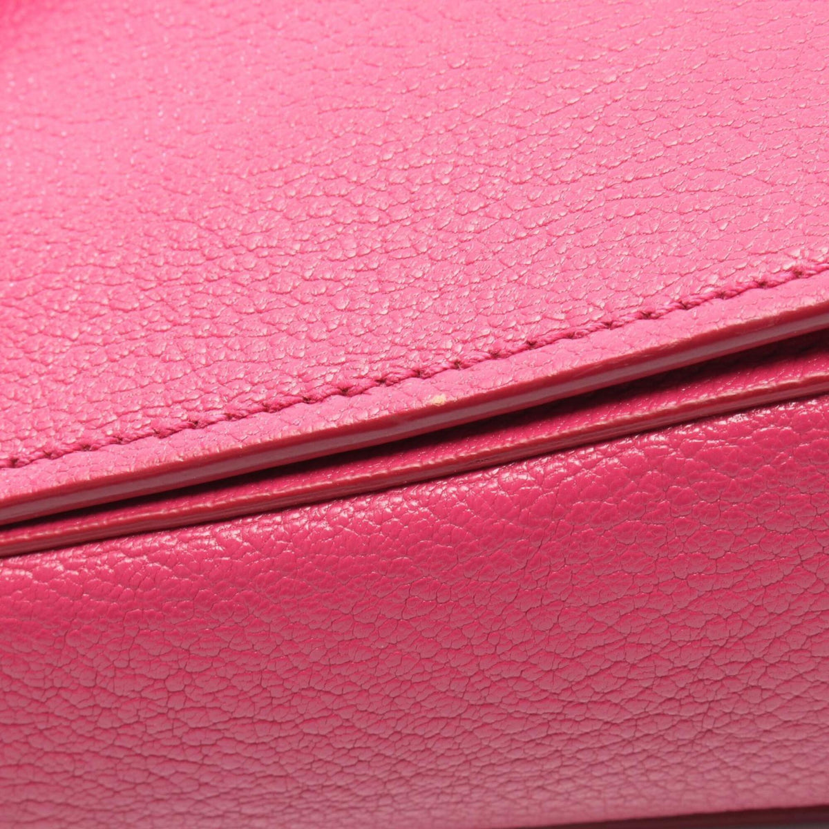 Miu Miu Pink Leather Handbag (Pre-Owned)