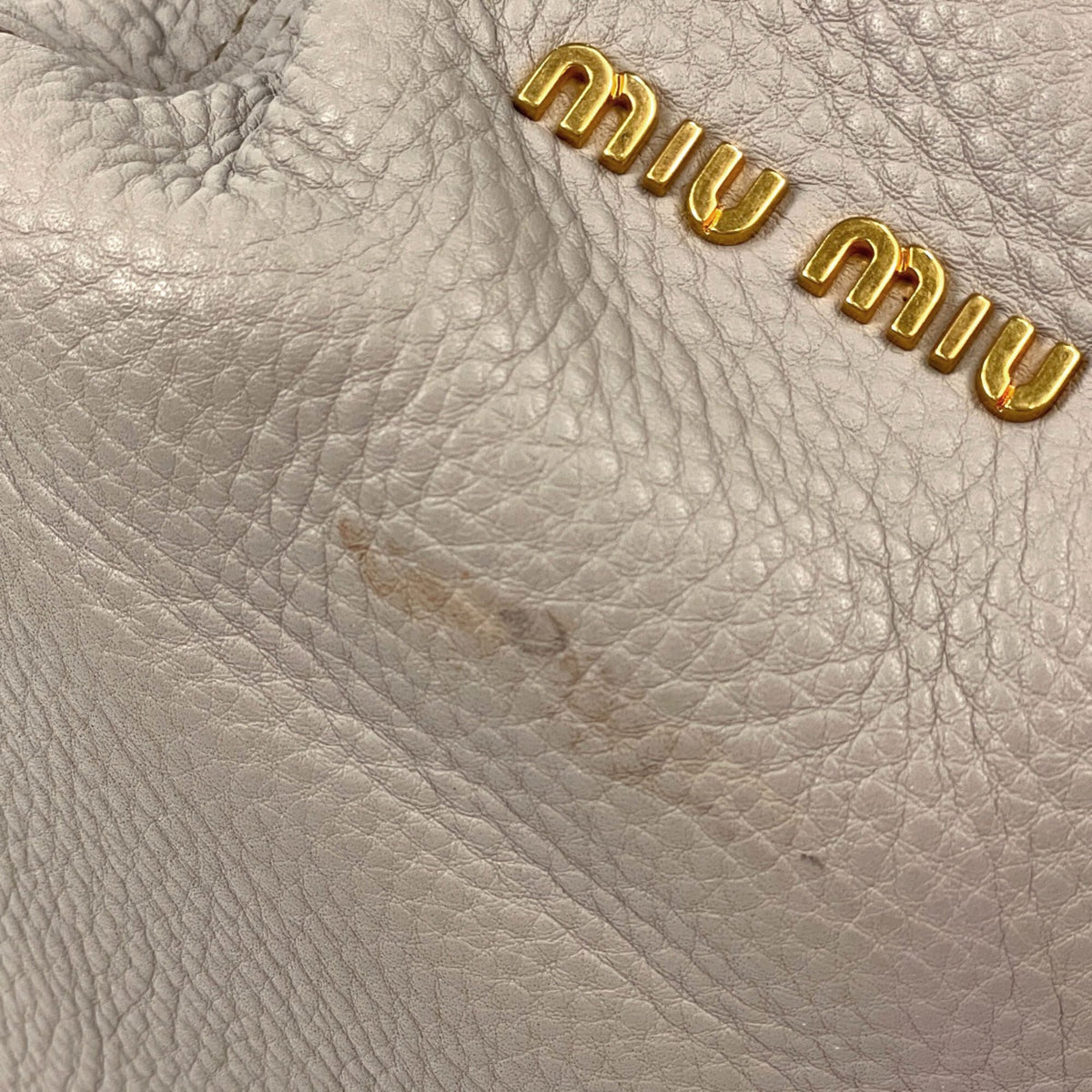 Miu Miu Beige Leather Shoulder Bag (Pre-Owned)