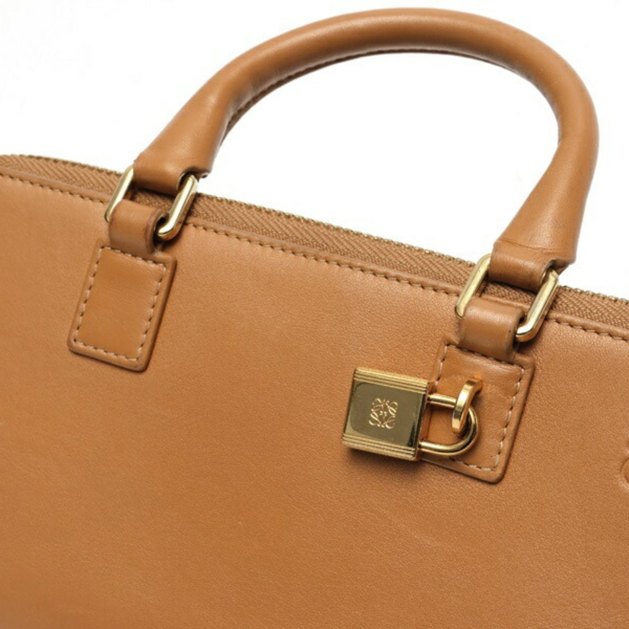 Loewe Amazona Camel Leather Pouch (Pre-Owned)