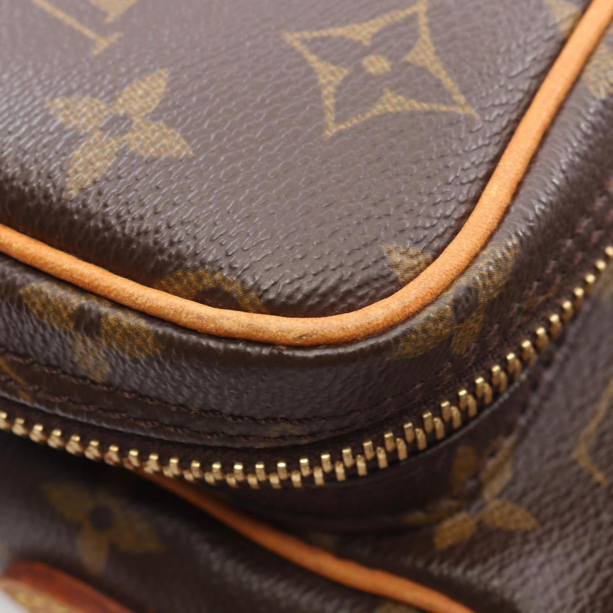 Louis Vuitton Brown Coated Canvas Monogram Leather Handbag Shoulder Bag (Pre-Owned)