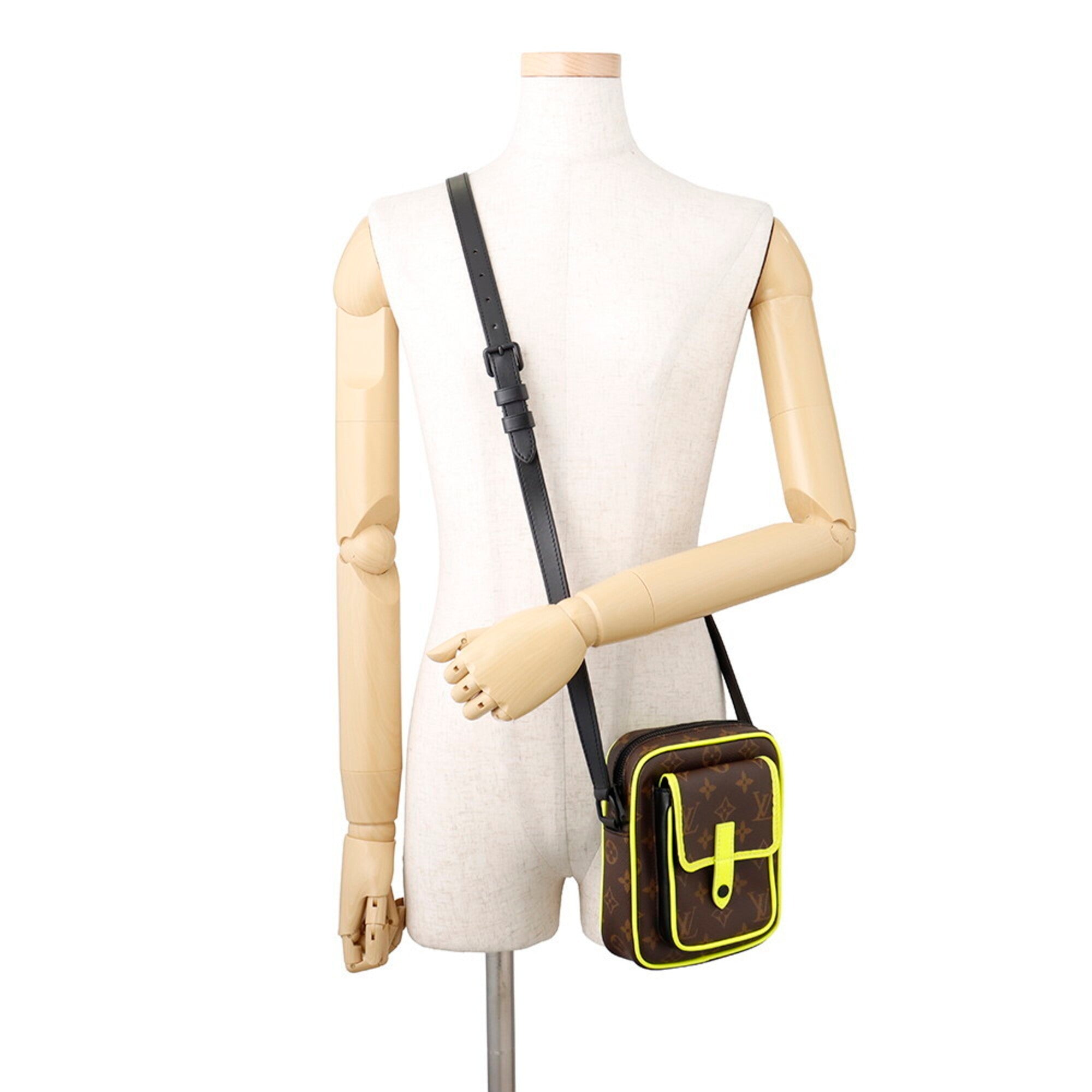 Louis Vuitton Brown Noir Yellow Monogram Shoulder Bag (Pre-Owned)