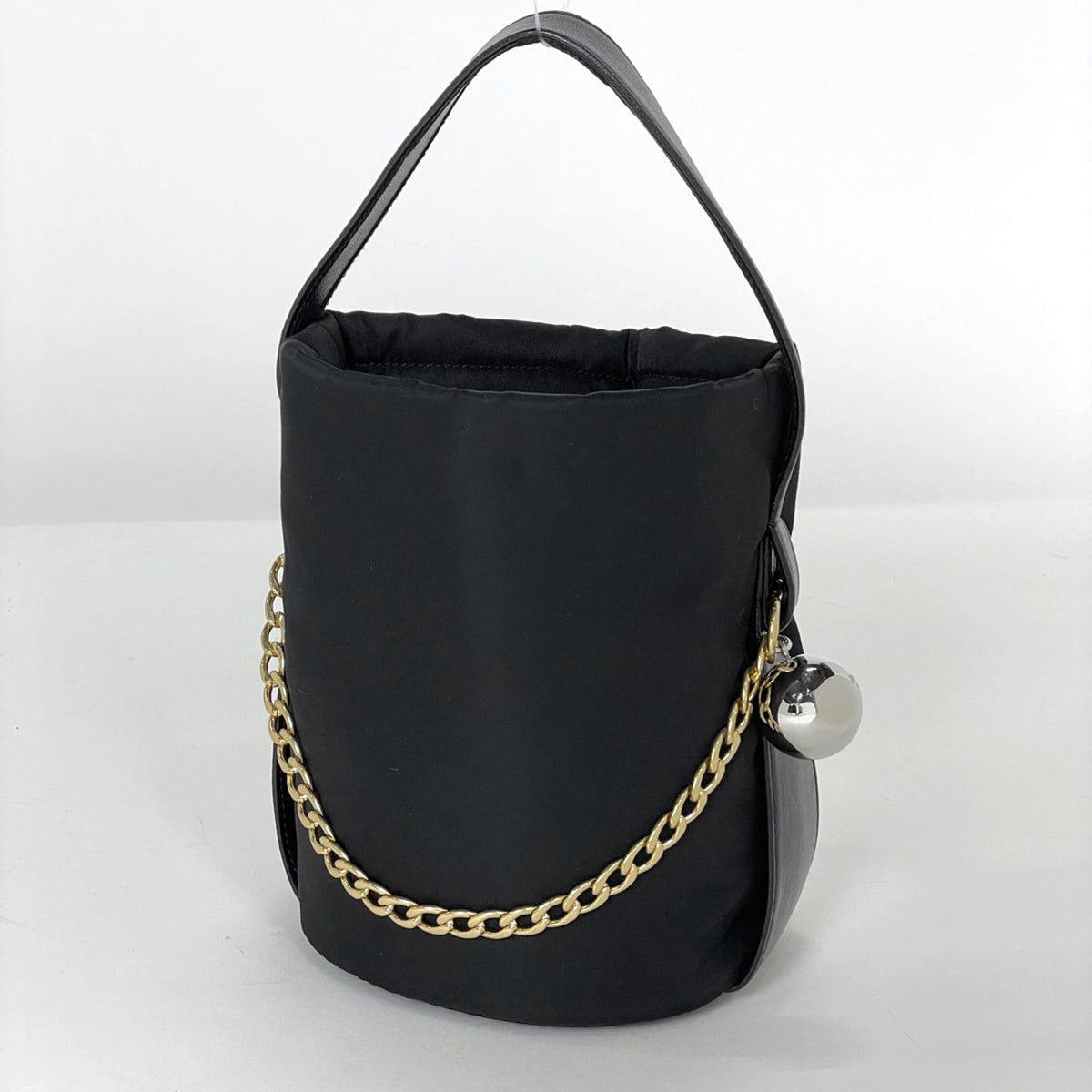 Prada Black Nylon Handbag (Pre-Owned)