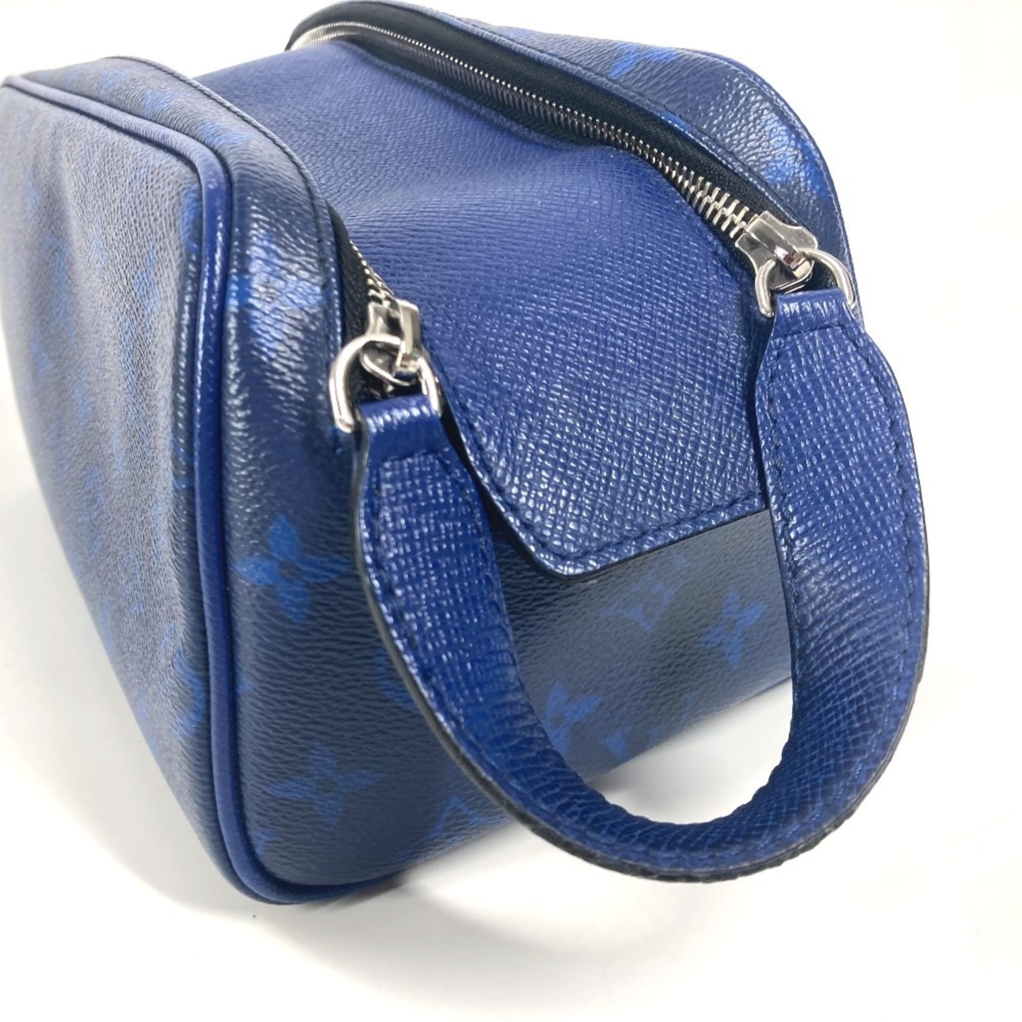 Louis Vuitton Taiga Blue Taiga Leather Monogram Clutch Bag Handbag (Pre-Owned)