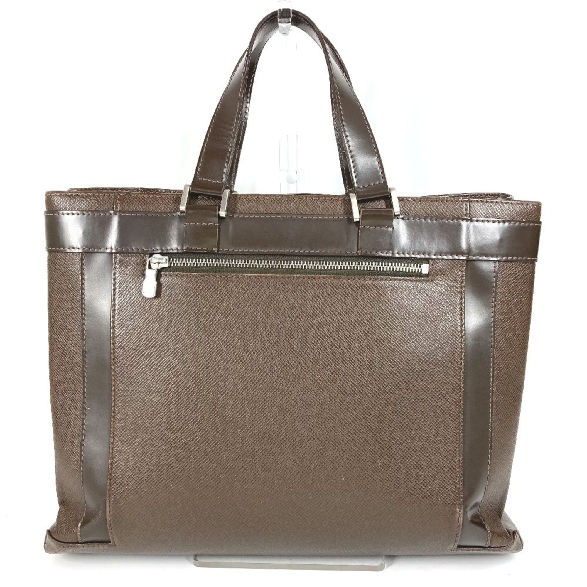 Louis Vuitton Brown Grizzly Taiga Leather Handbag Tote Bag (Pre-Owned)