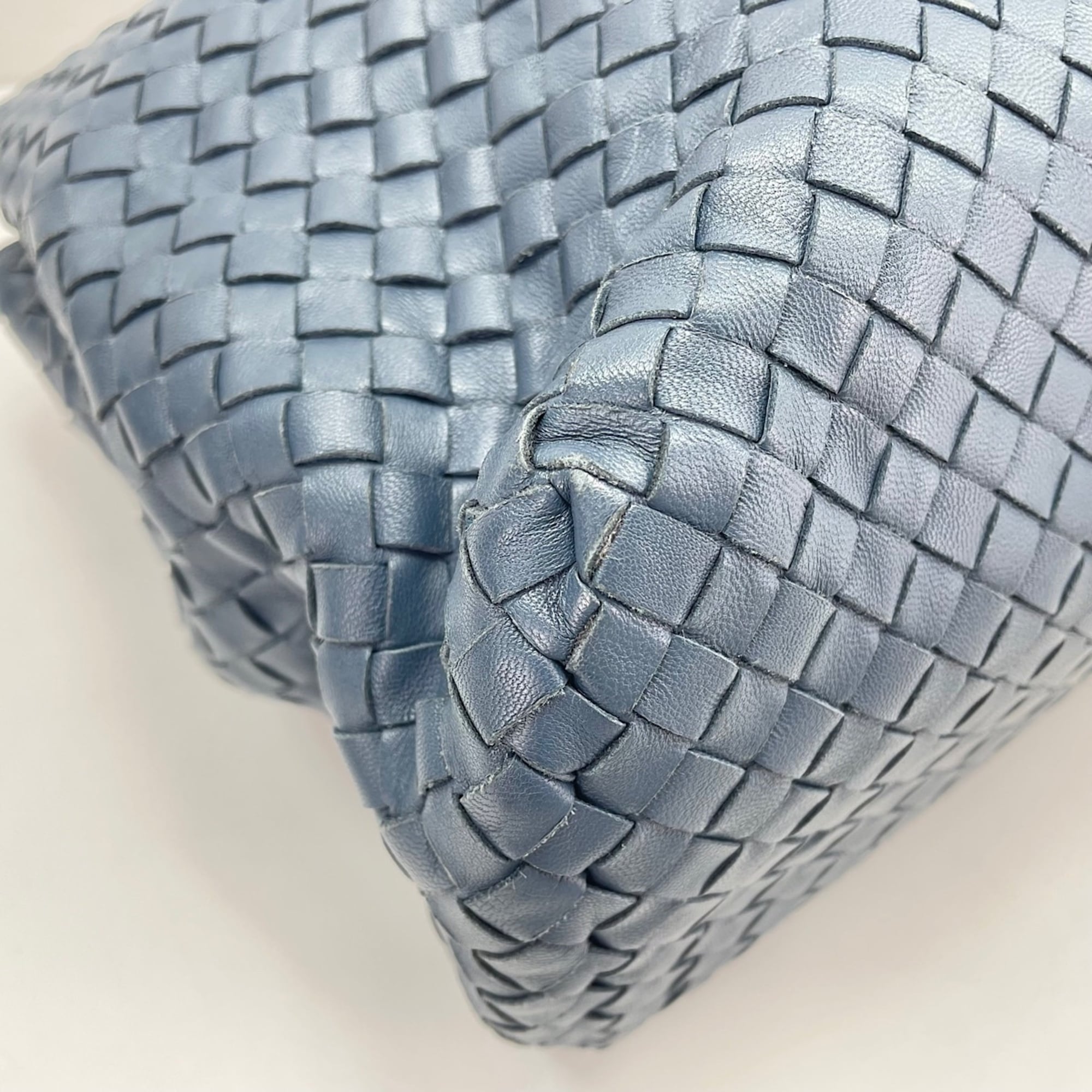 Bottega Veneta Navy Handbag (Pre-Owned)