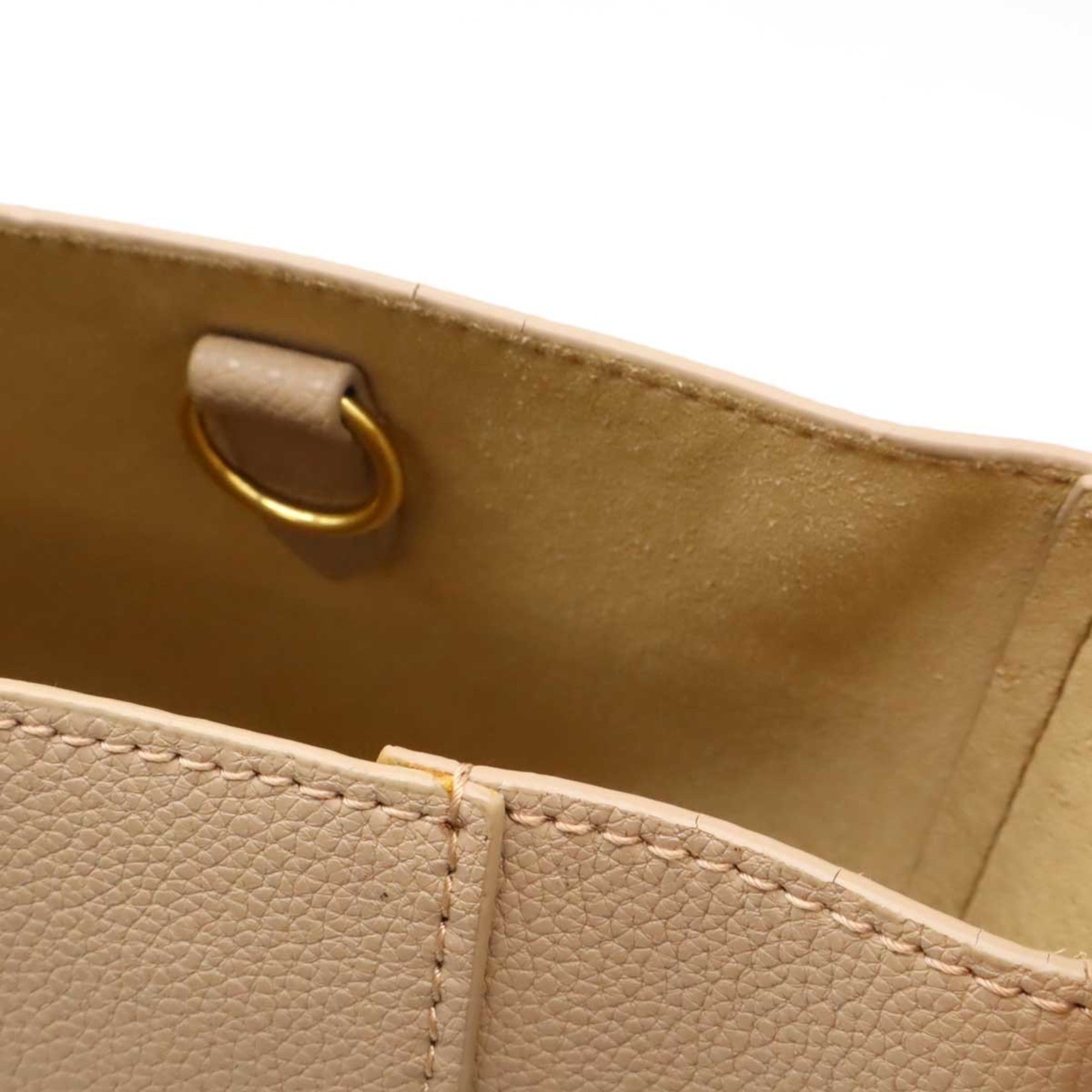 Celine Beige Leather Shoulder Bag (Pre-Owned)