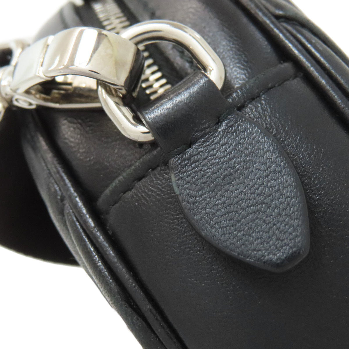 Miu Miu Black Leather Pouch Shoulder Bag (Pre-Owned)