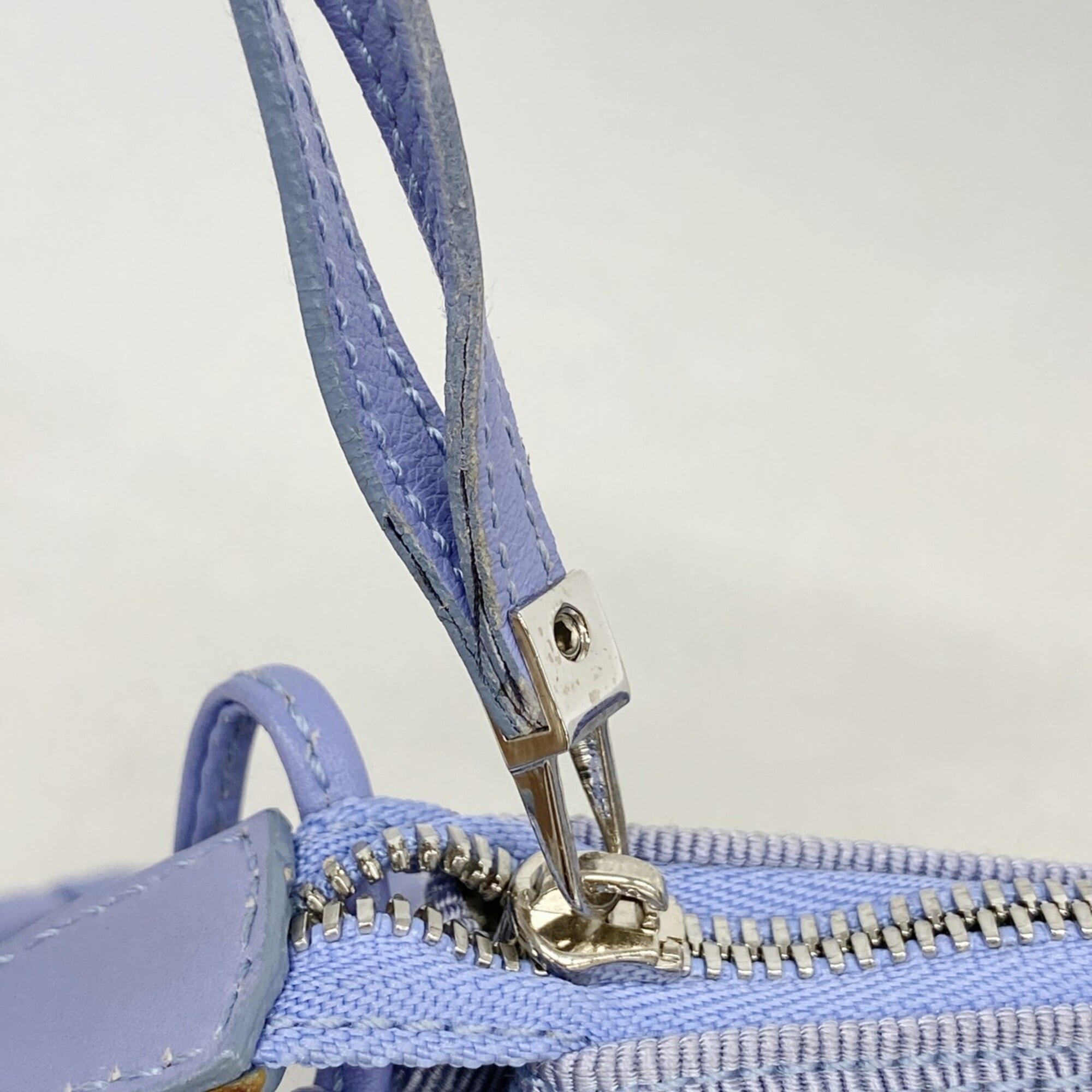 Salvatore Ferragamo Blue Canvas Shoulder Bag (Pre-Owned)