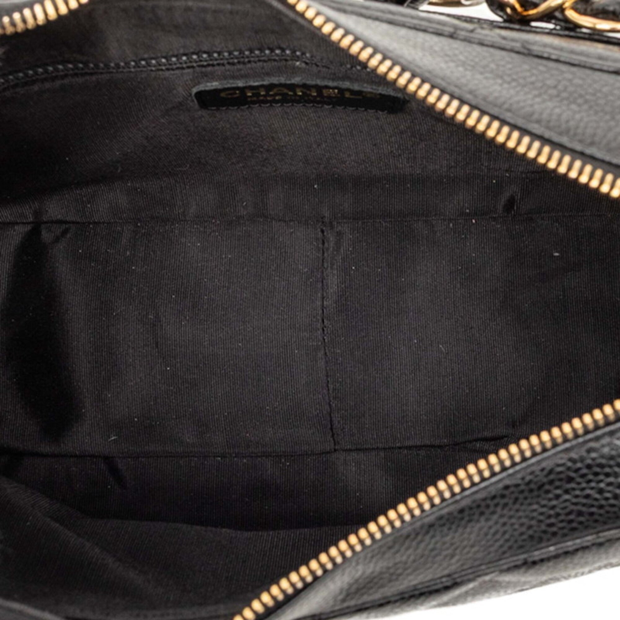 Chanel Black Grained Calfskin Shoulder Bag (Pre-Owned)