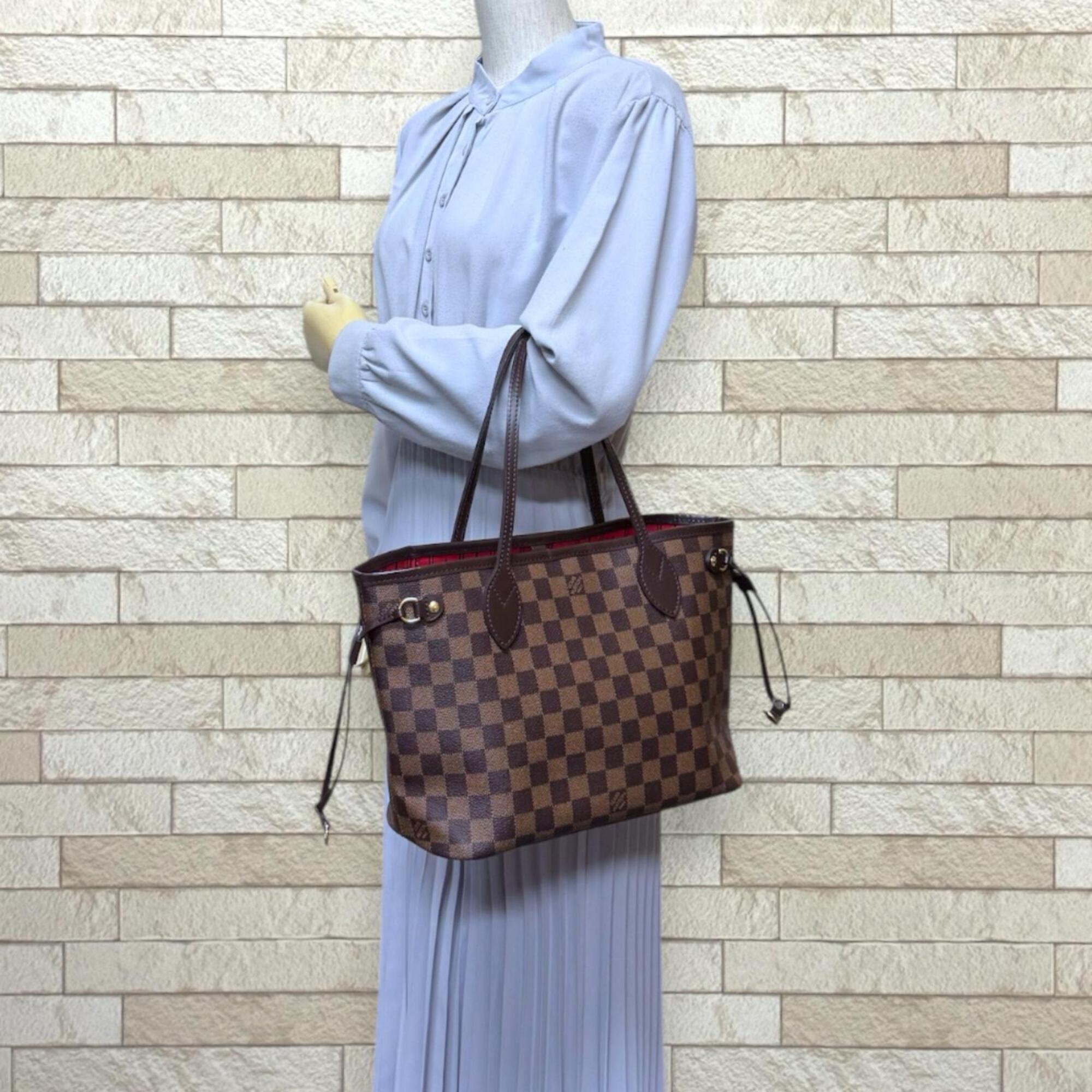 Louis Vuitton Brown Damier Canvas Pouch Tote Bag (Pre-Owned)
