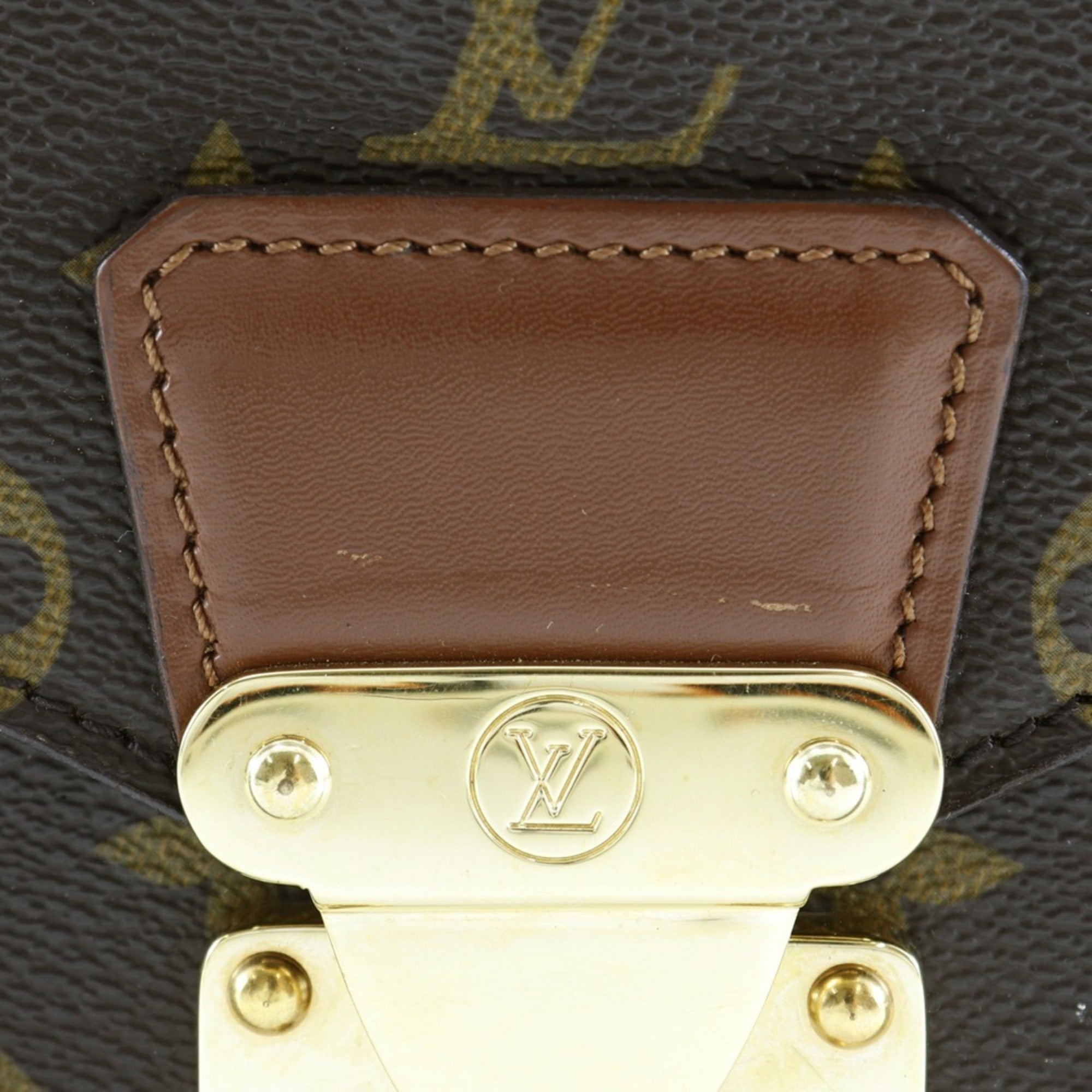 Louis Vuitton Brown Monogram Canvas Handbag (Pre-Owned)