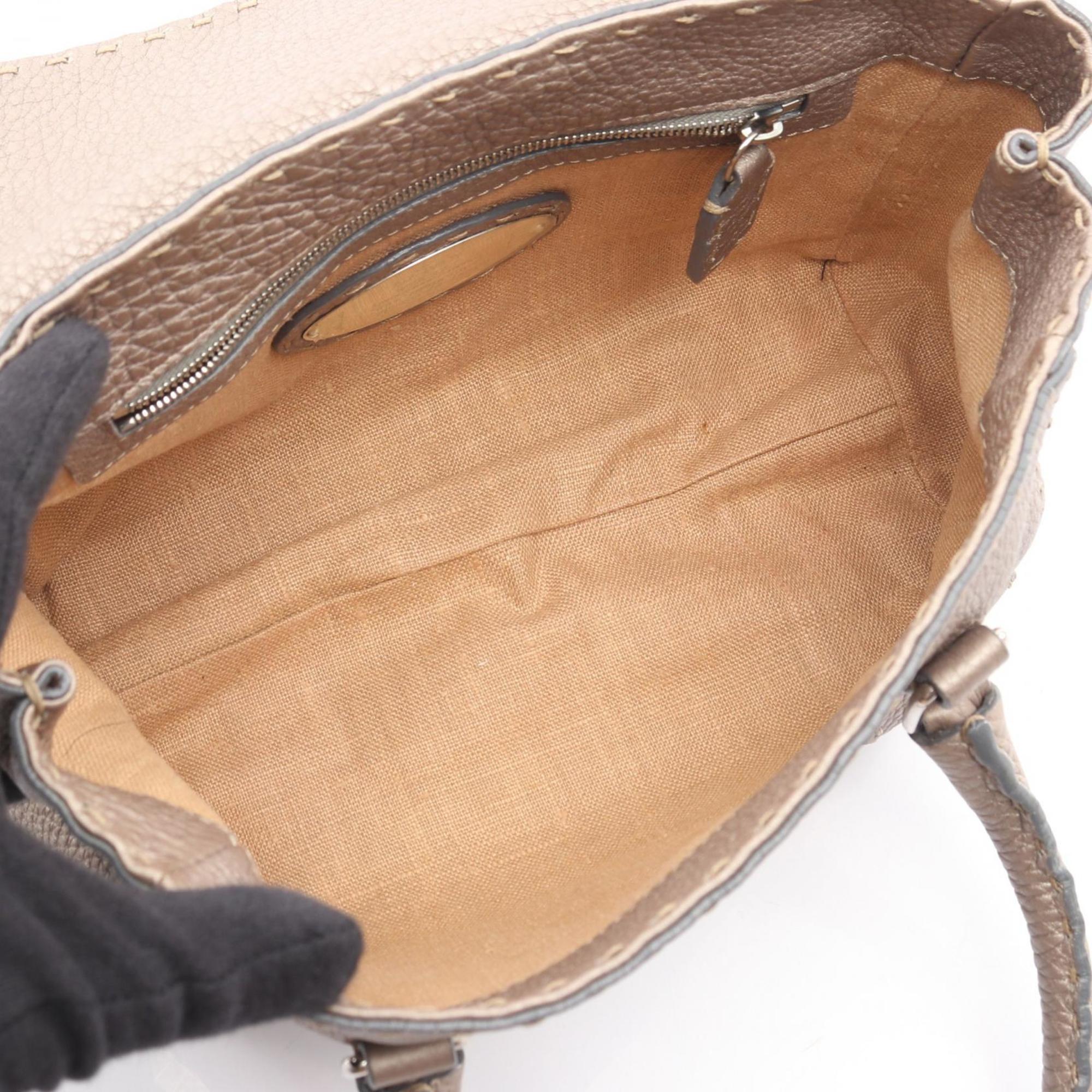 Fendi Beige Leather Handbag (Pre-Owned)