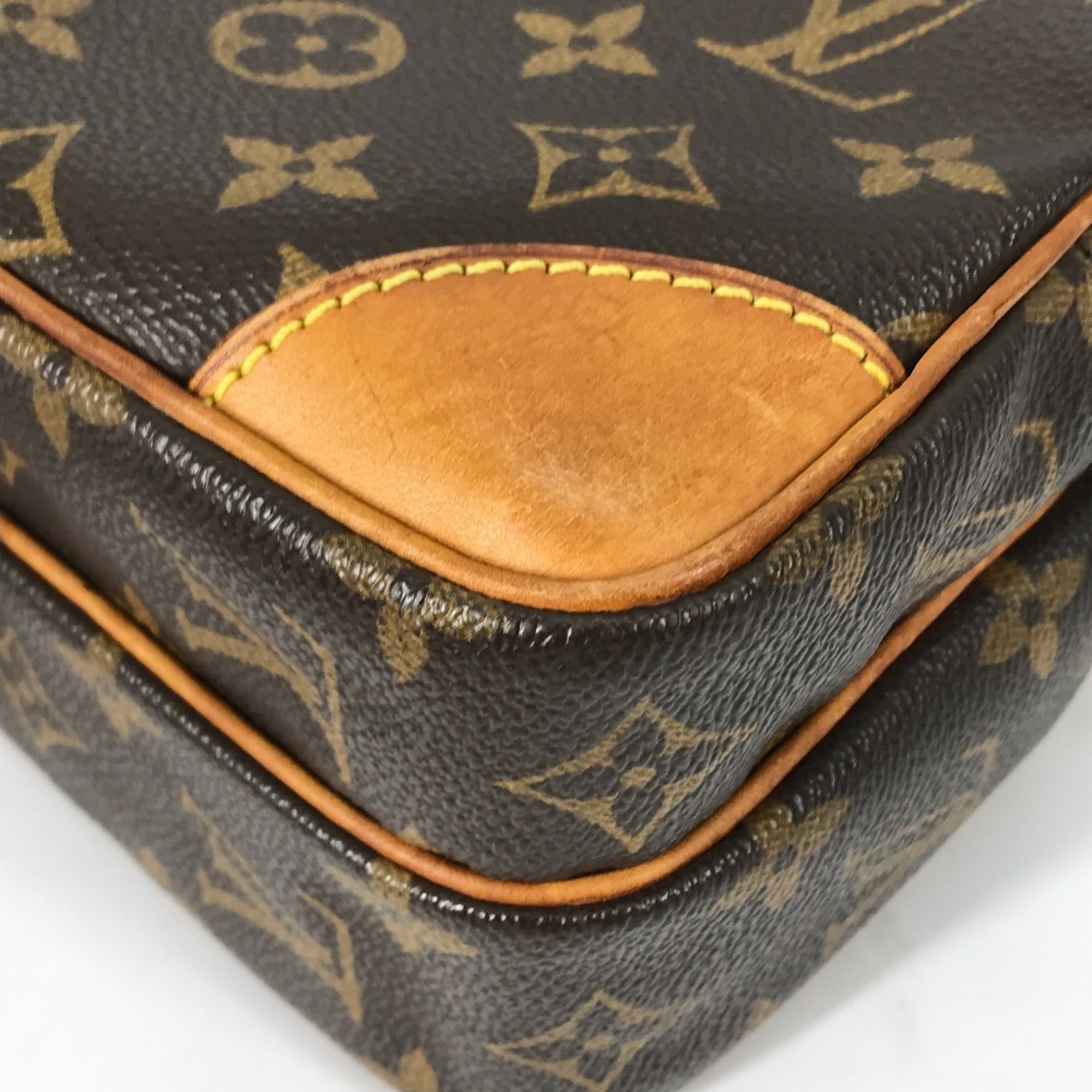 Louis Vuitton Monogram Brown Monogram Shoulder Bag (Pre-Owned)
