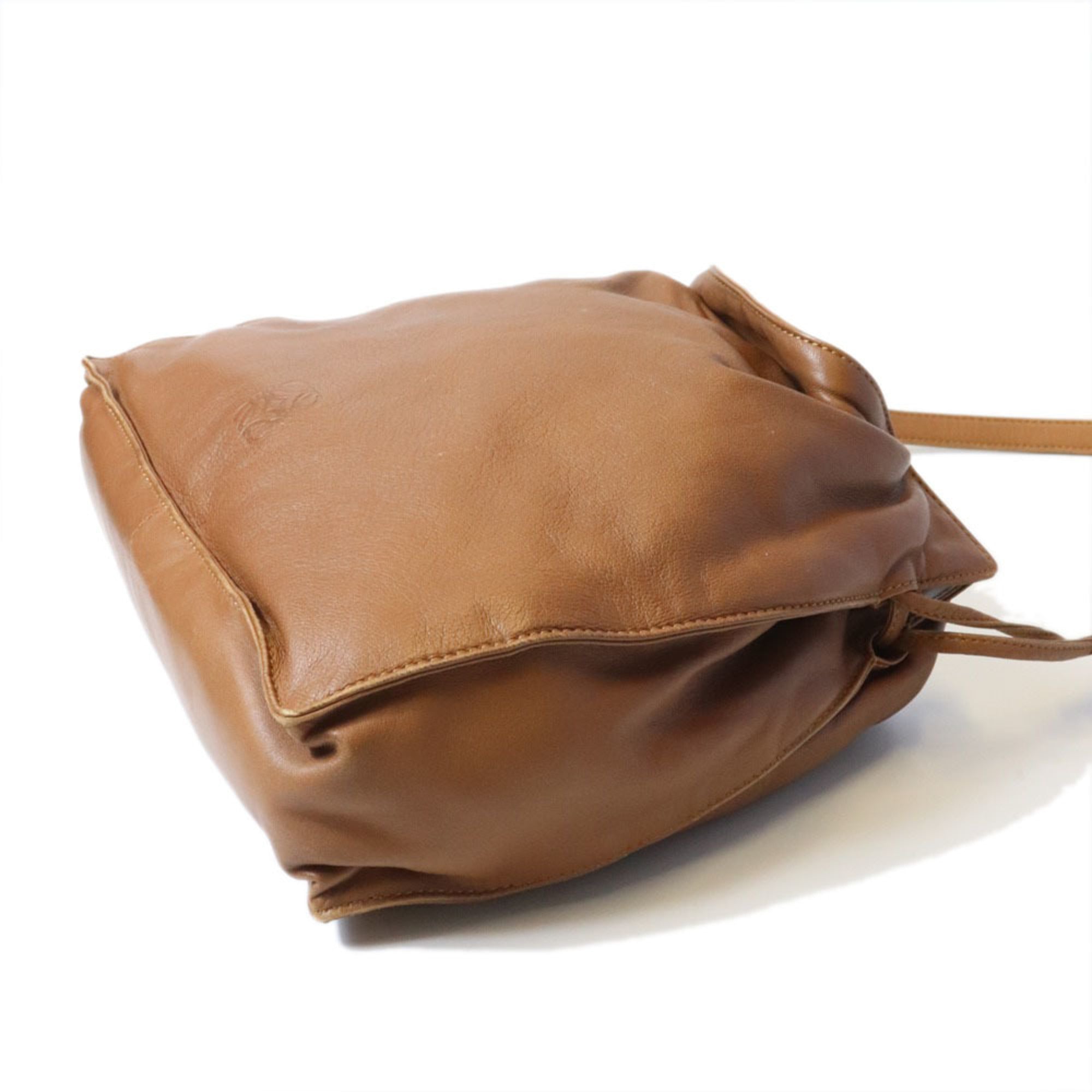 Loewe Brown Leather Shoulder Bag (Pre-Owned)