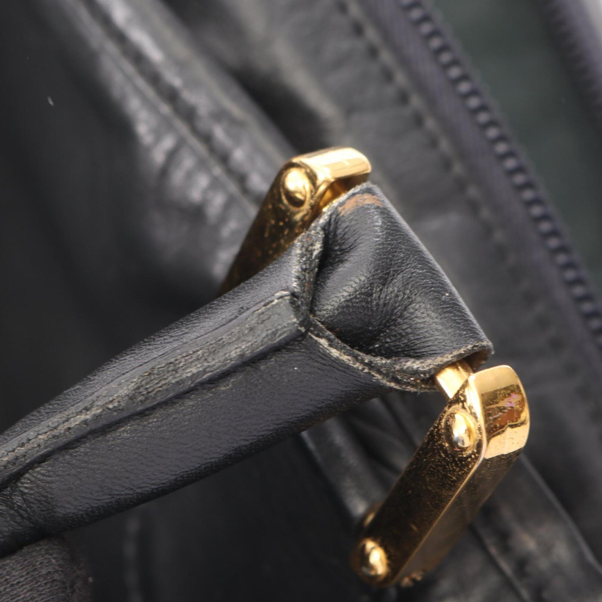 Loewe Black Leather Handbag (Pre-Owned)