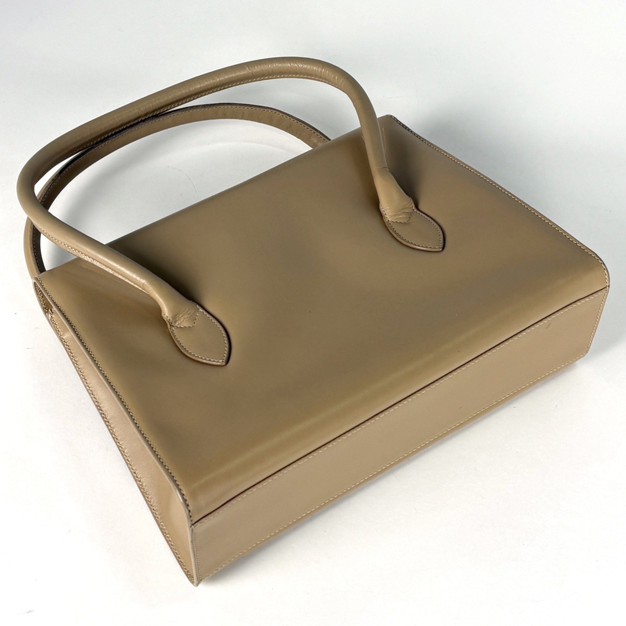 Gucci Beige Leather Handbag (Pre-Owned)