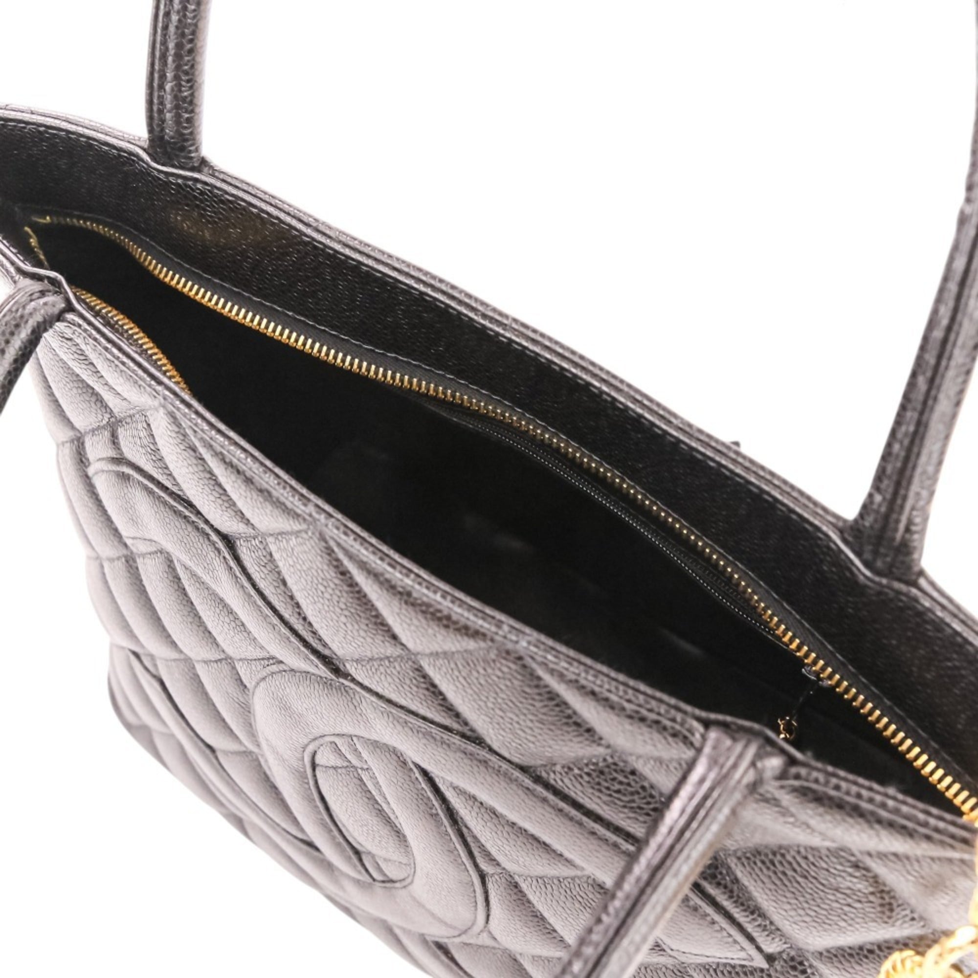 Chanel Matelasse Black Grained Calfskin Handbag Tote Bag (Pre-Owned)