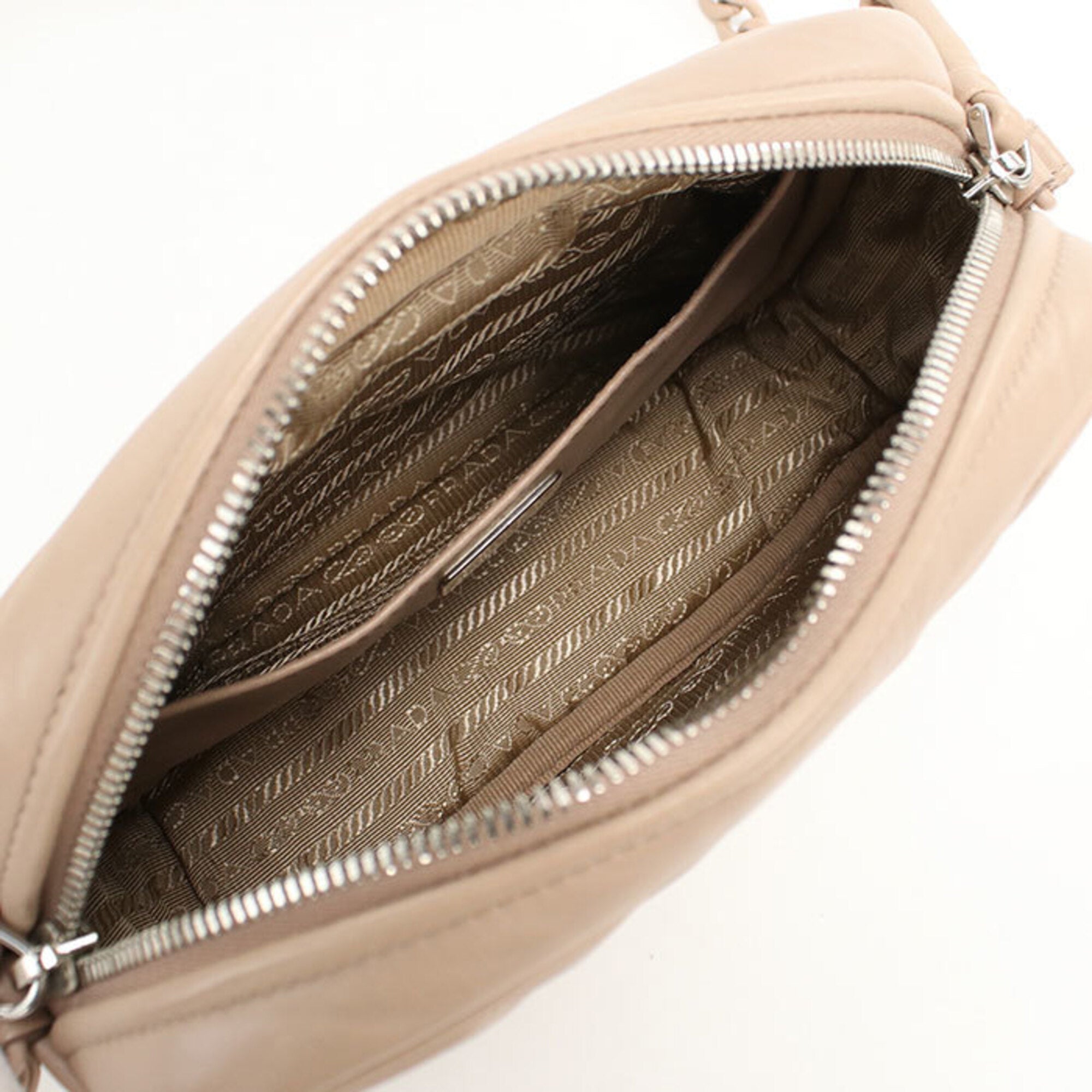 Prada Pink Leather Shoulder Bag (Pre-Owned)