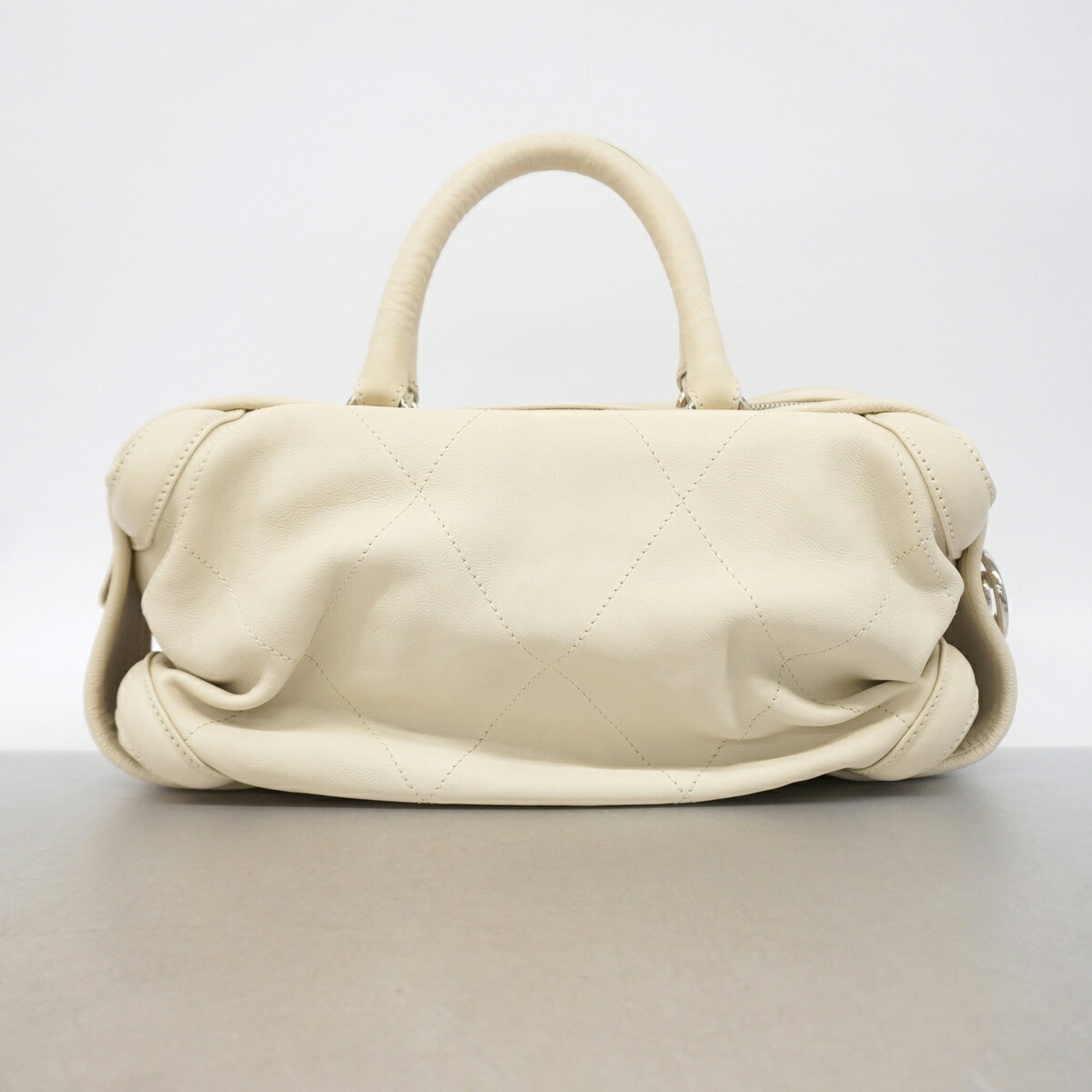 Chanel Ivory Leather Handbag (Pre-Owned)