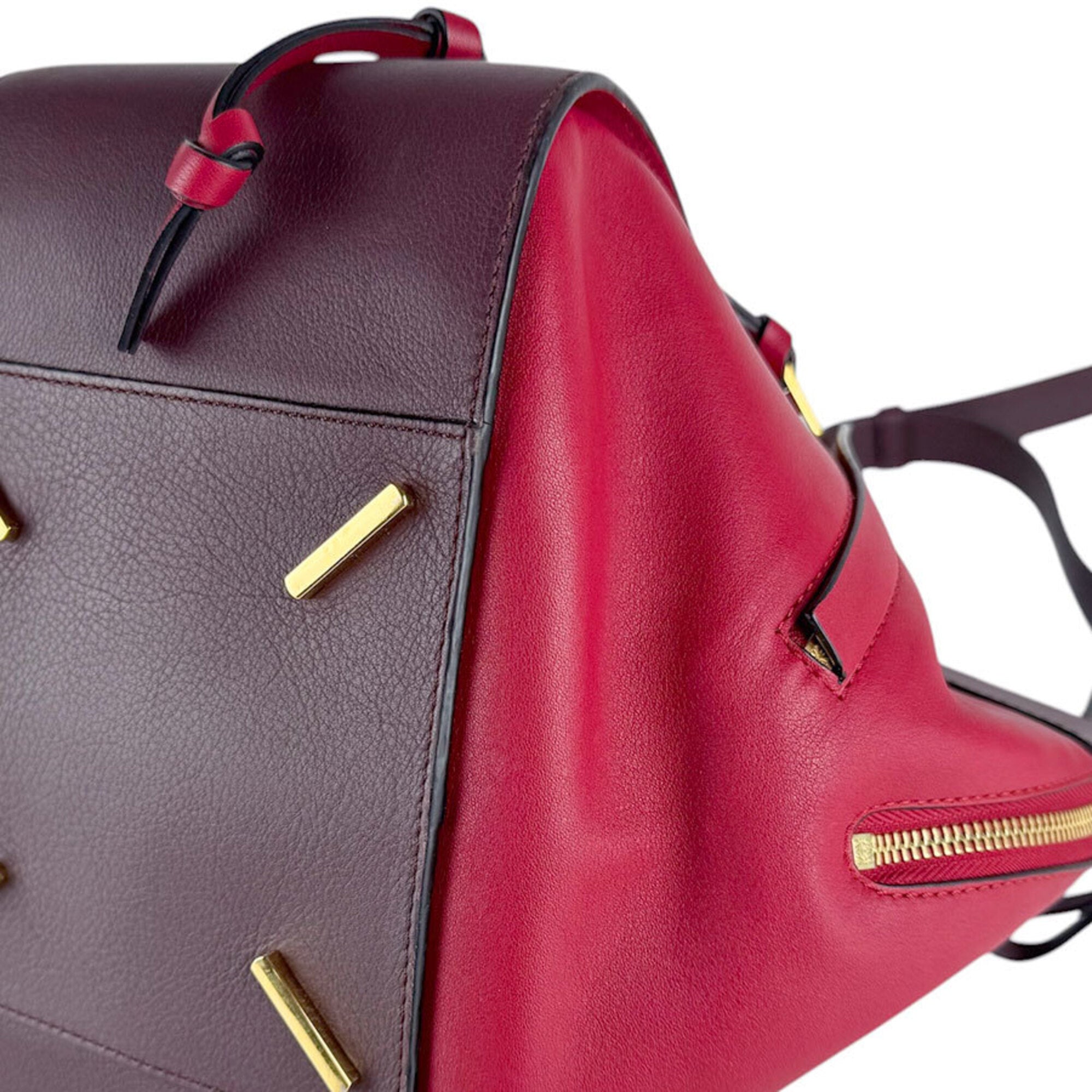 Loewe Bordeaux Red Color Leather Shoulder Bag (Pre-Owned)
