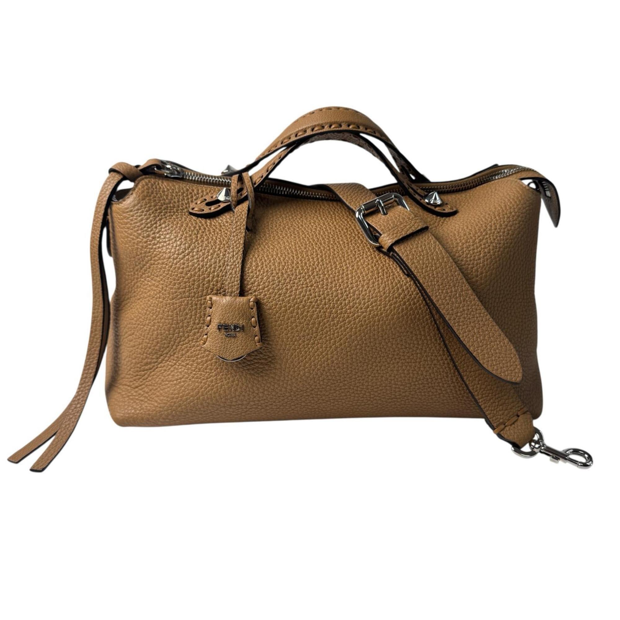 Fendi Brown Leather Handbag Shoulder Bag (Pre-Owned)
