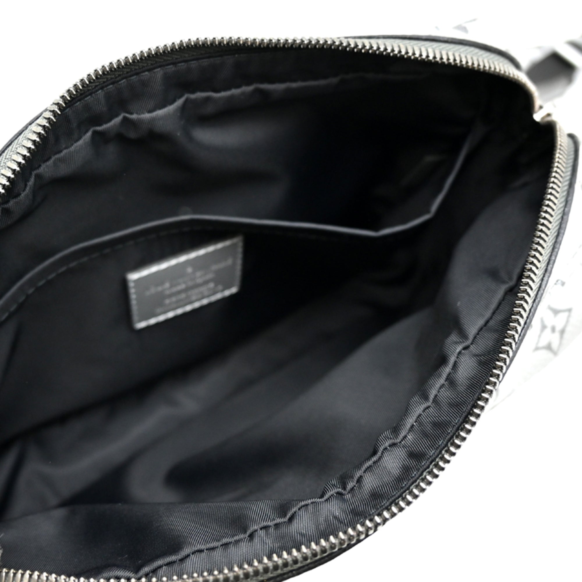 Louis Vuitton Silver Monogram Shoulder Bag (Pre-Owned)