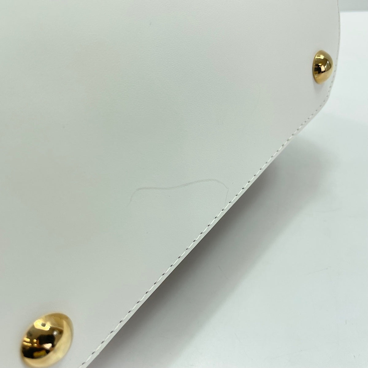 Louis Vuitton White Handbag (Pre-Owned)