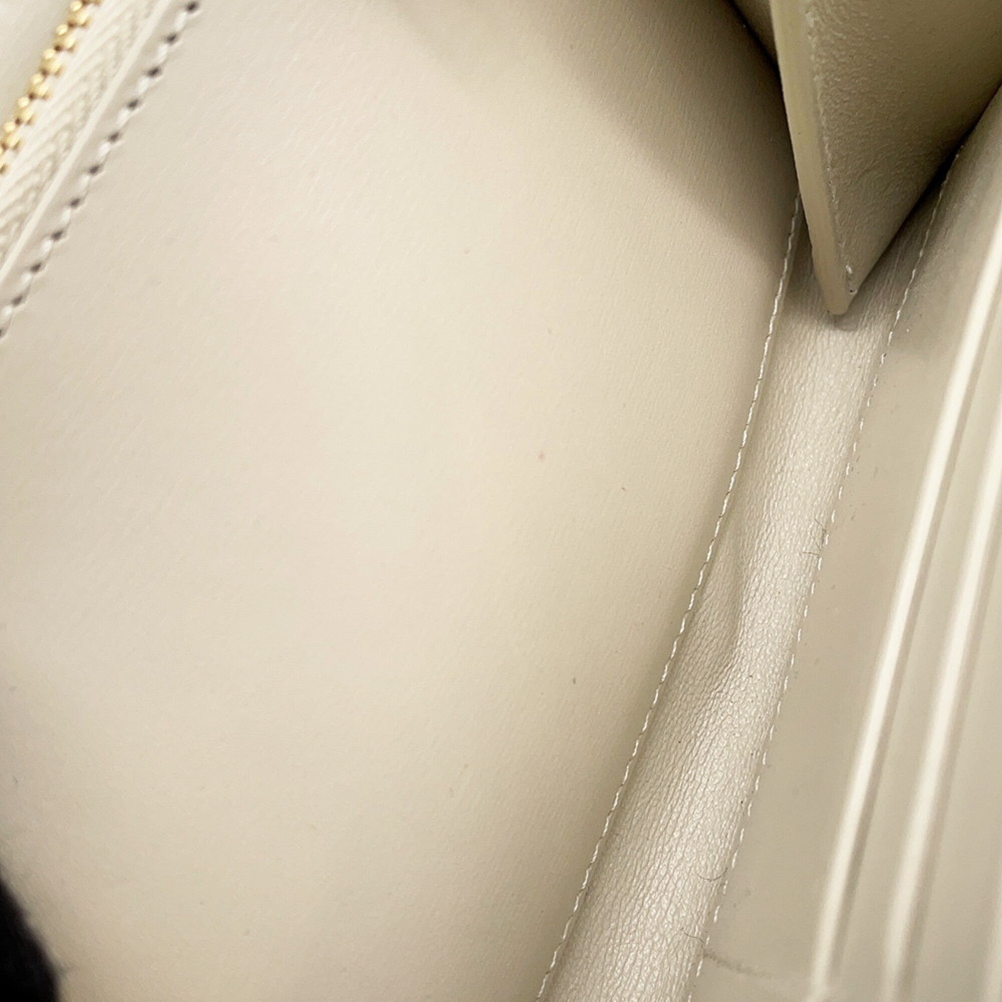 Saint Laurent White Chain/Shoulder Wallet (Pre-Owned)