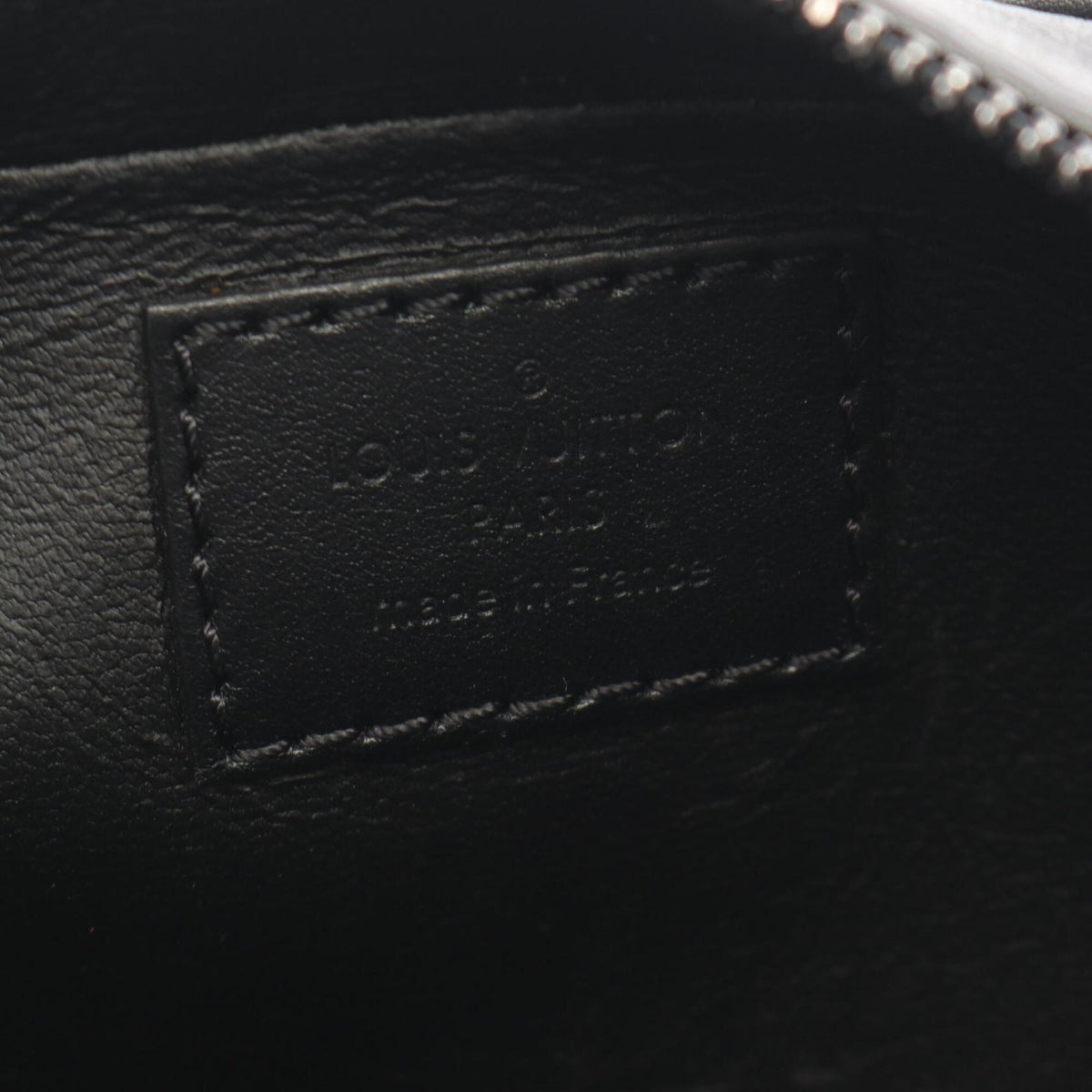 Louis Vuitton Black Noir Monogram Shadow Clutch Bag (Pre-Owned)