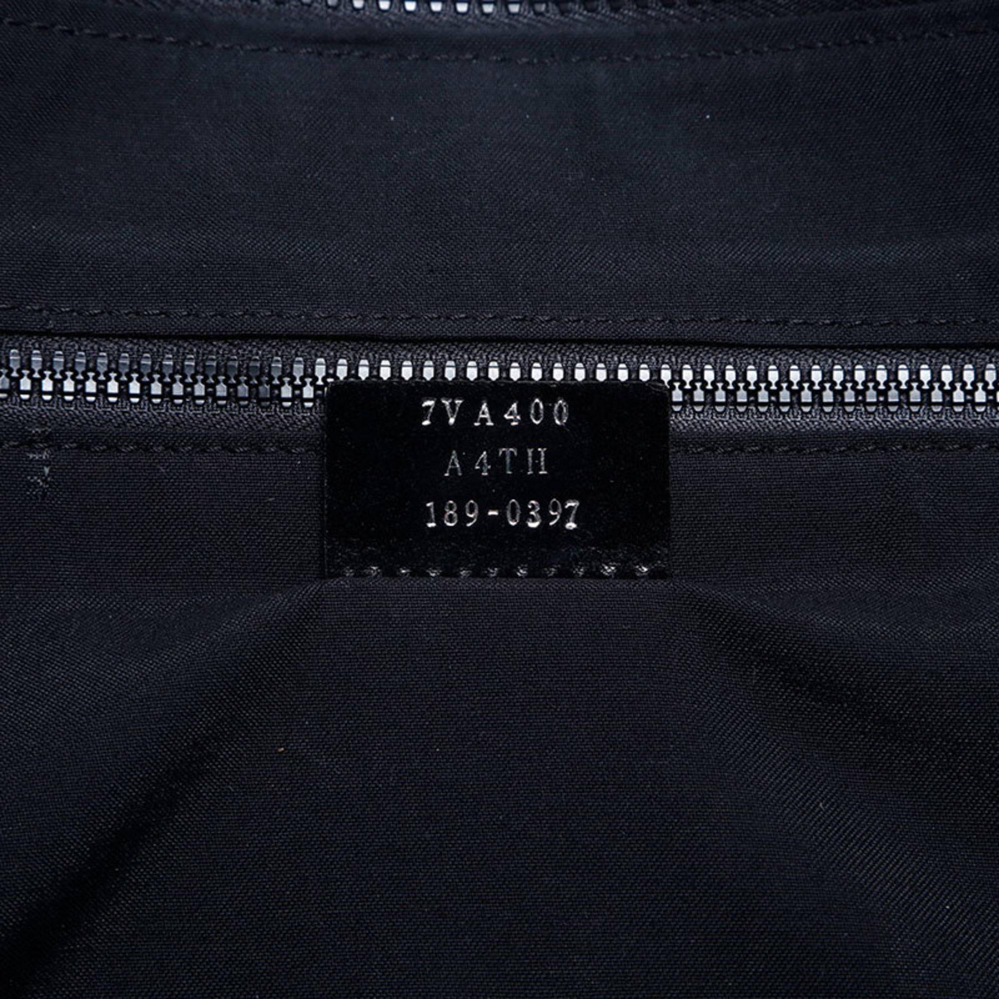 Fendi Navy Shoulder Bag (Pre-Owned)