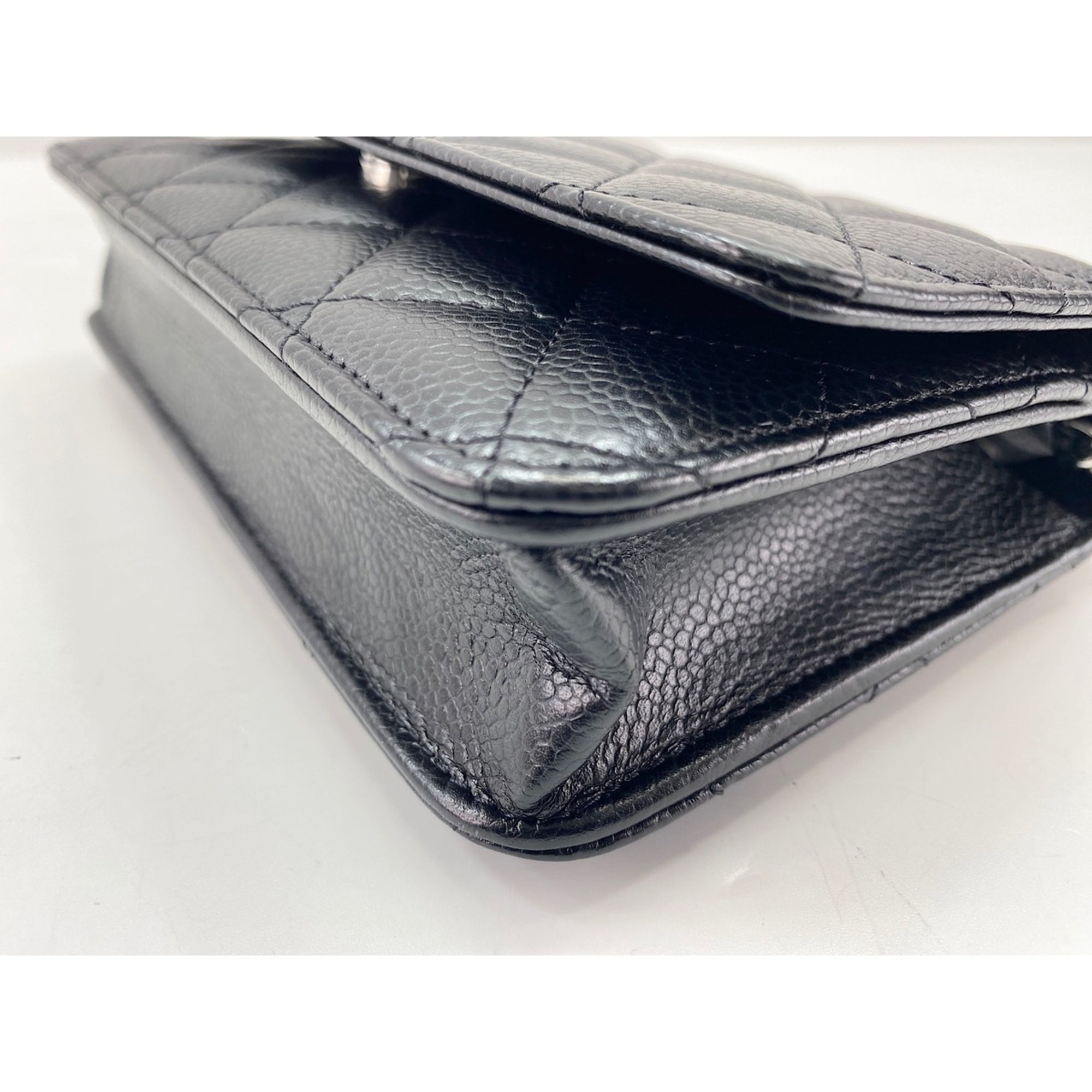 Chanel Matelasse Black Shoulder Bag (Pre-Owned)