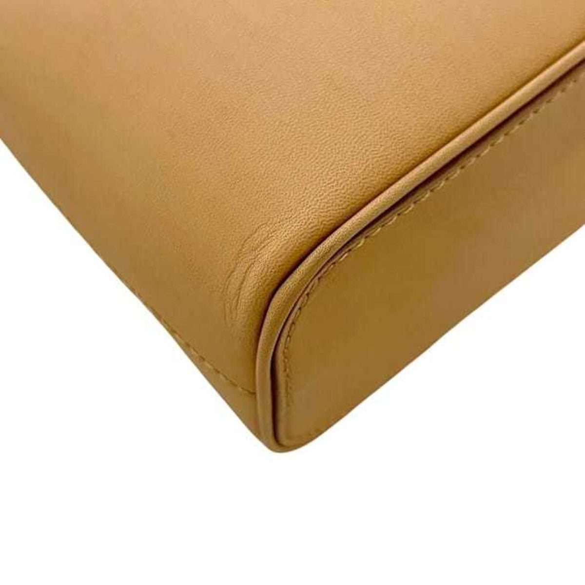 Burberry Beige Leather Handbag Shoulder Bag (Pre-Owned)