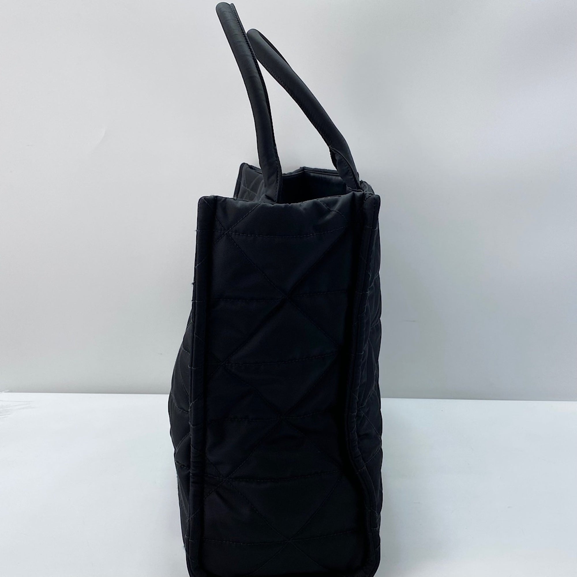 Prada Black Nylon Tote Bag (Pre-Owned)
