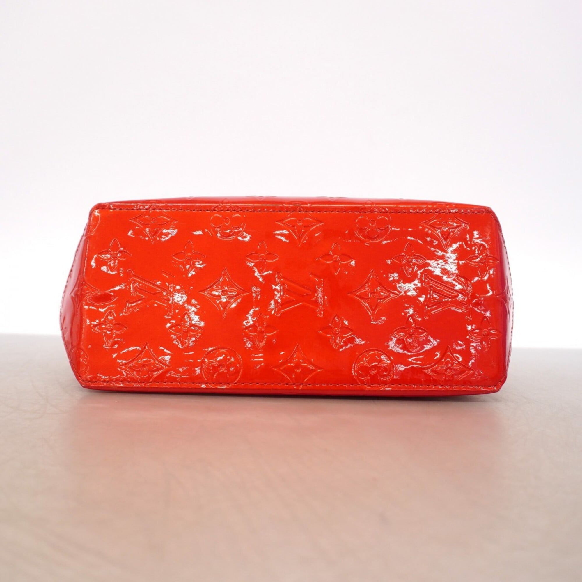 Louis Vuitton Rouge Handbag (Pre-Owned)