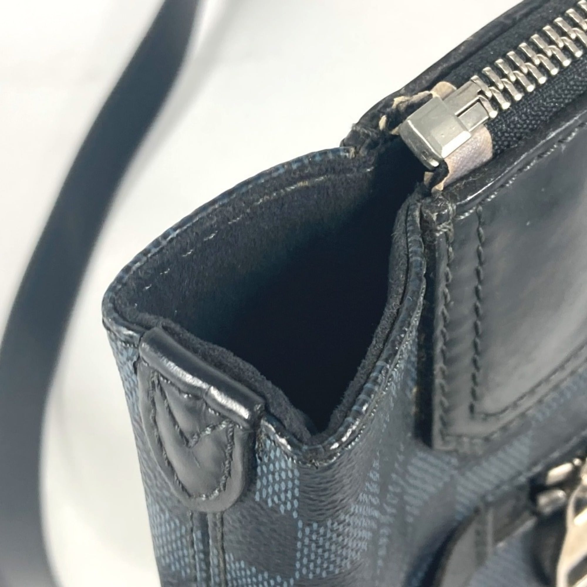 Louis Vuitton Cobalt Galle Navy Damier Canvas Shoulder Bag (Pre-Owned)
