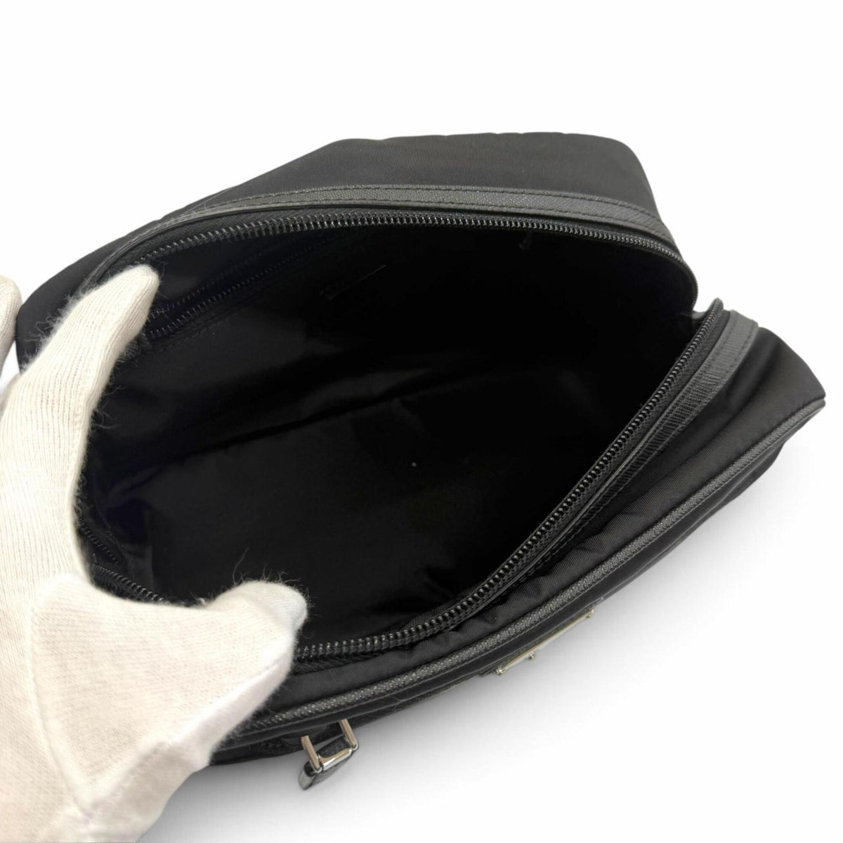 Prada Black Nylon Leather Clutch Bag (Pre-Owned)