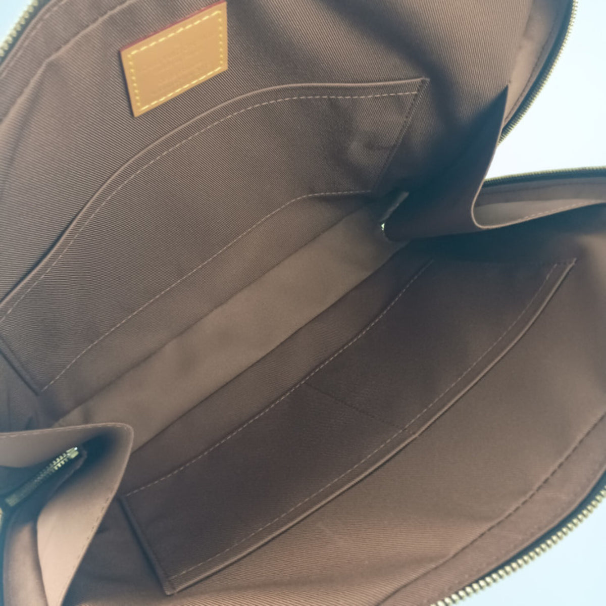 Louis Vuitton Monogram Brown Monogram Messenger Bag Shoulder Bag (Pre-Owned)