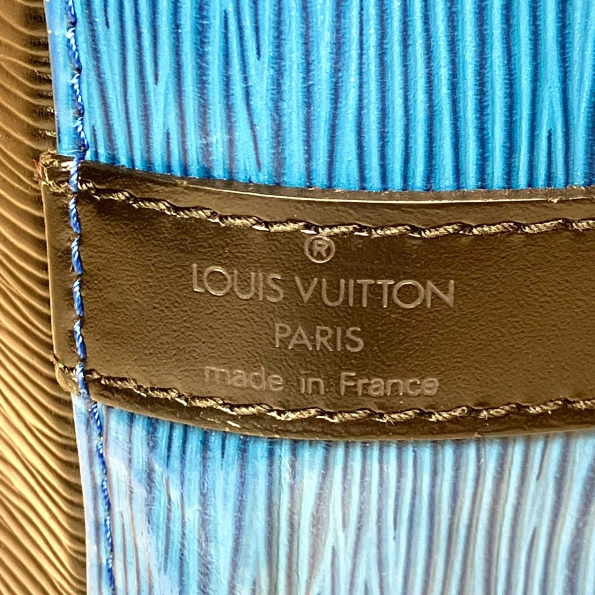 Louis Vuitton Epi Black Blue Leather Shoulder Bag (Pre-Owned)