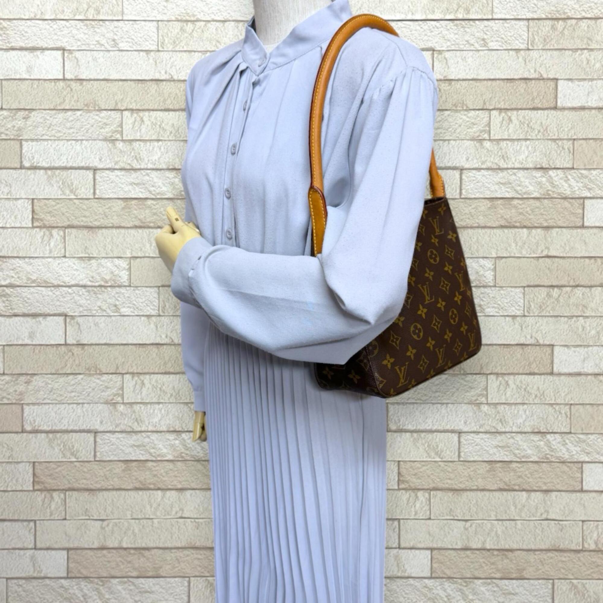 Louis Vuitton Brown Monogram Canvas Shoulder Bag (Pre-Owned)