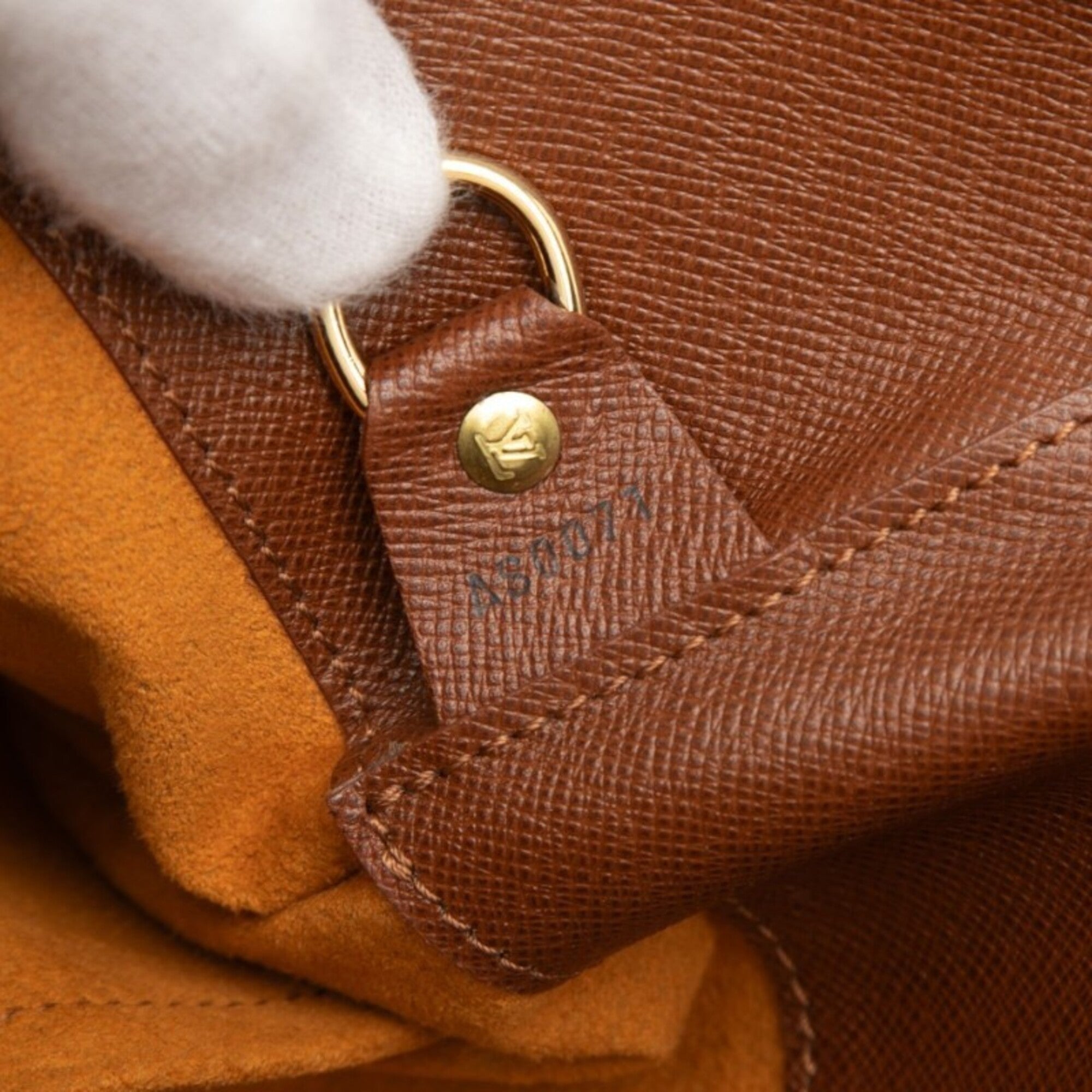 Louis Vuitton Brown Pvc Leather Shoulder Bag (Pre-Owned)