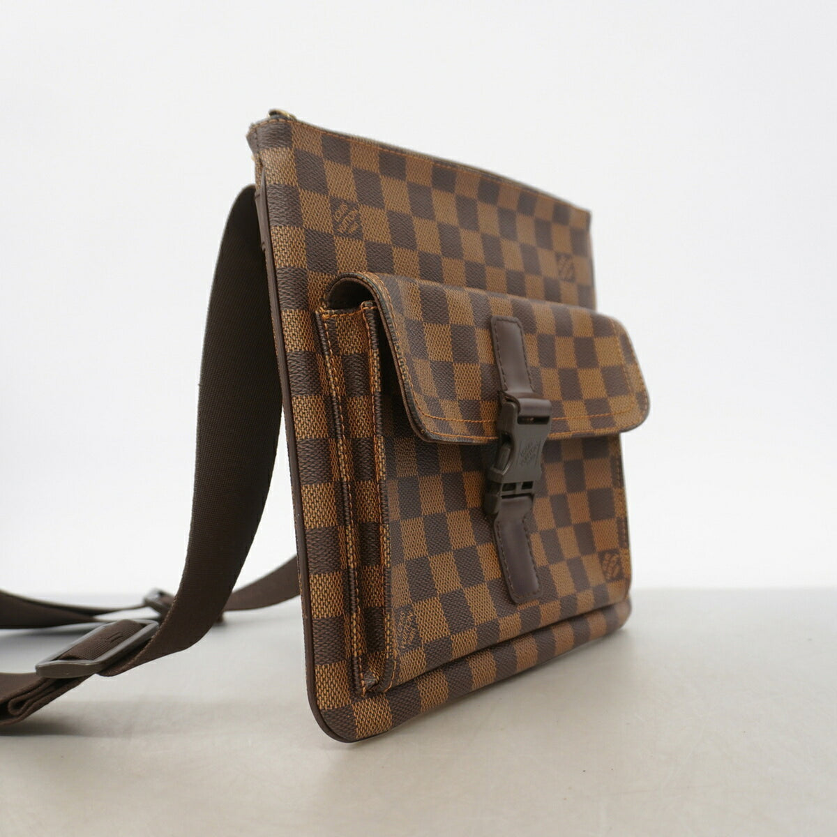 Louis Vuitton Ebene Shoulder Bag (Pre-Owned)