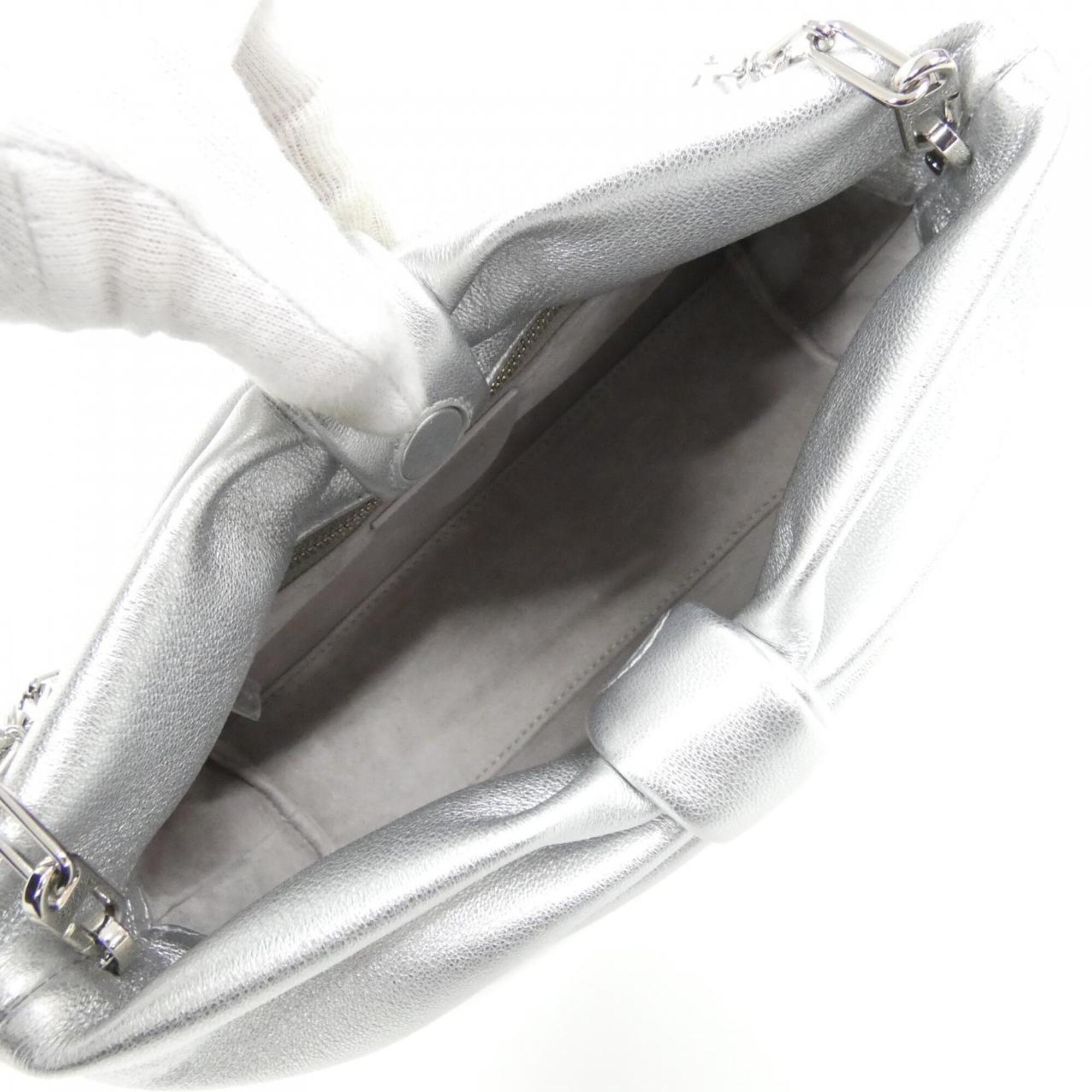 Christian Dior Silver Leather Clutch Bag (Pre-Owned)
