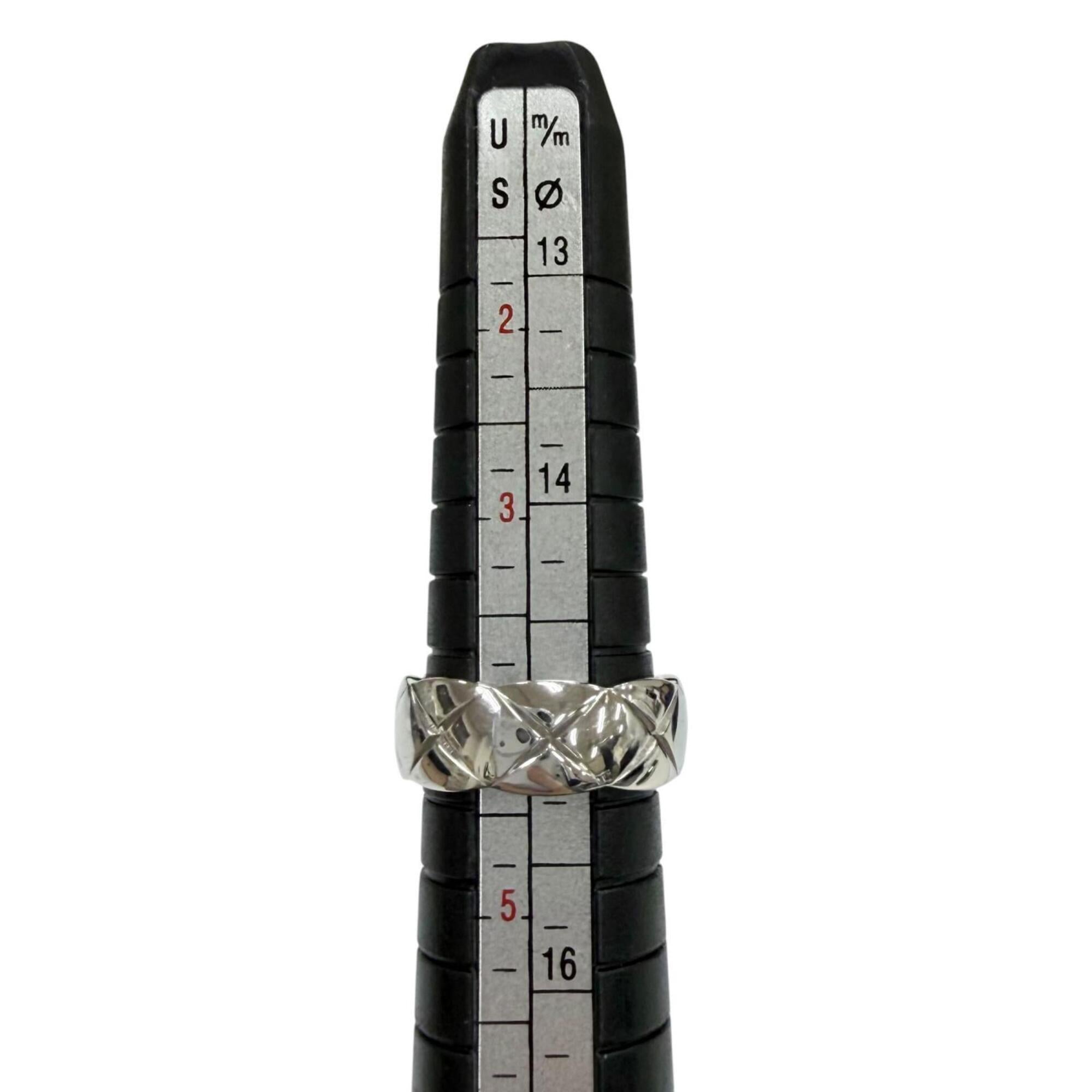 Chanel Silver Band Ring (Pre-Owned)