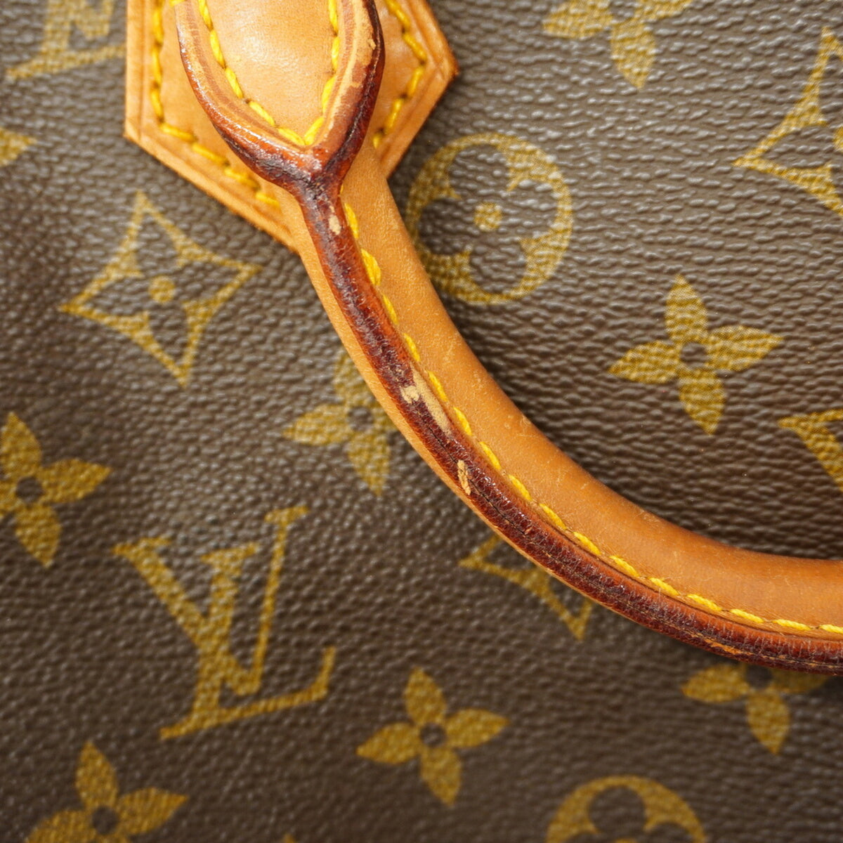 Louis Vuitton Brown Handbag (Pre-Owned)