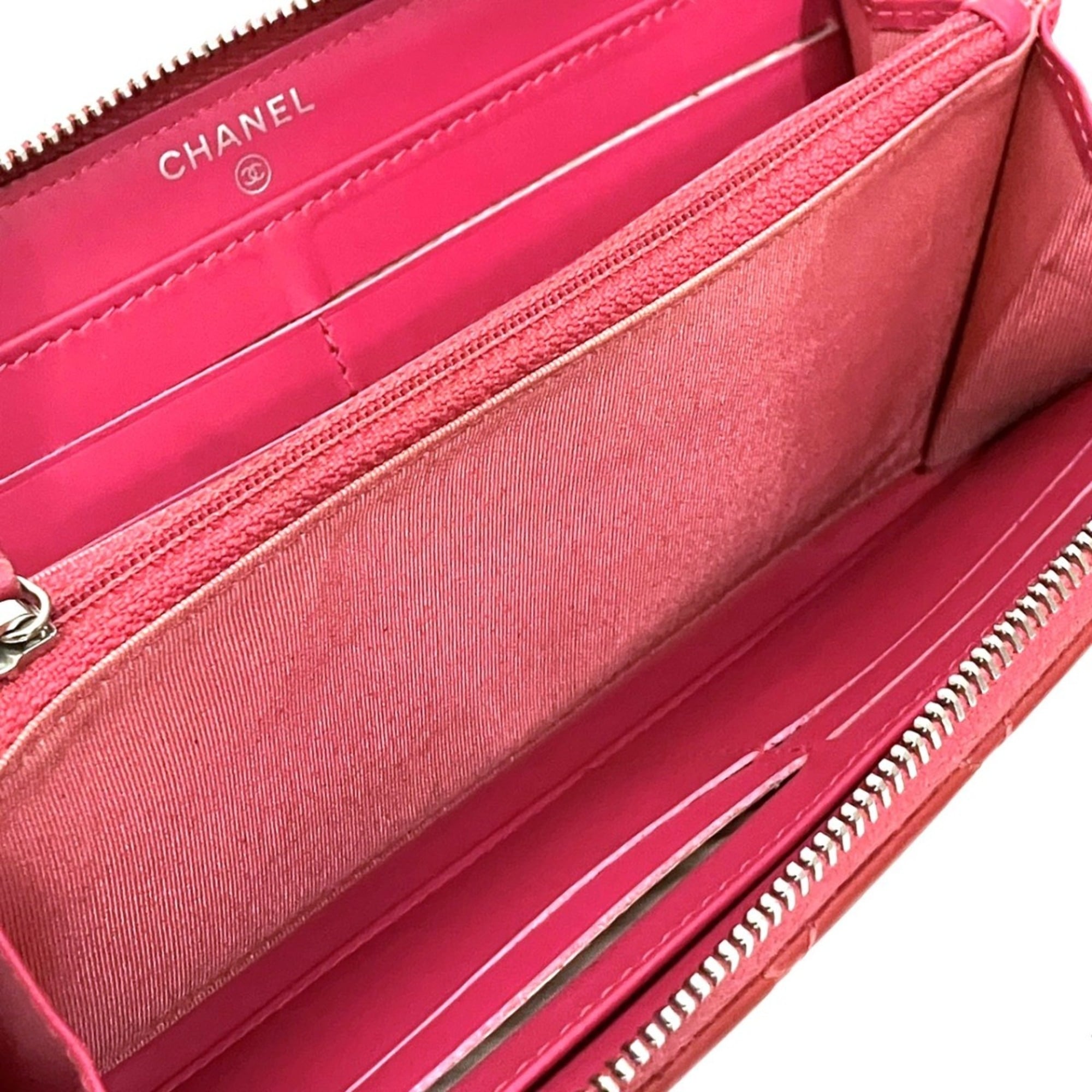 Chanel Matelasse Pink Patent Leather Long Wallet (Bi-Fold) (Pre-Owned)